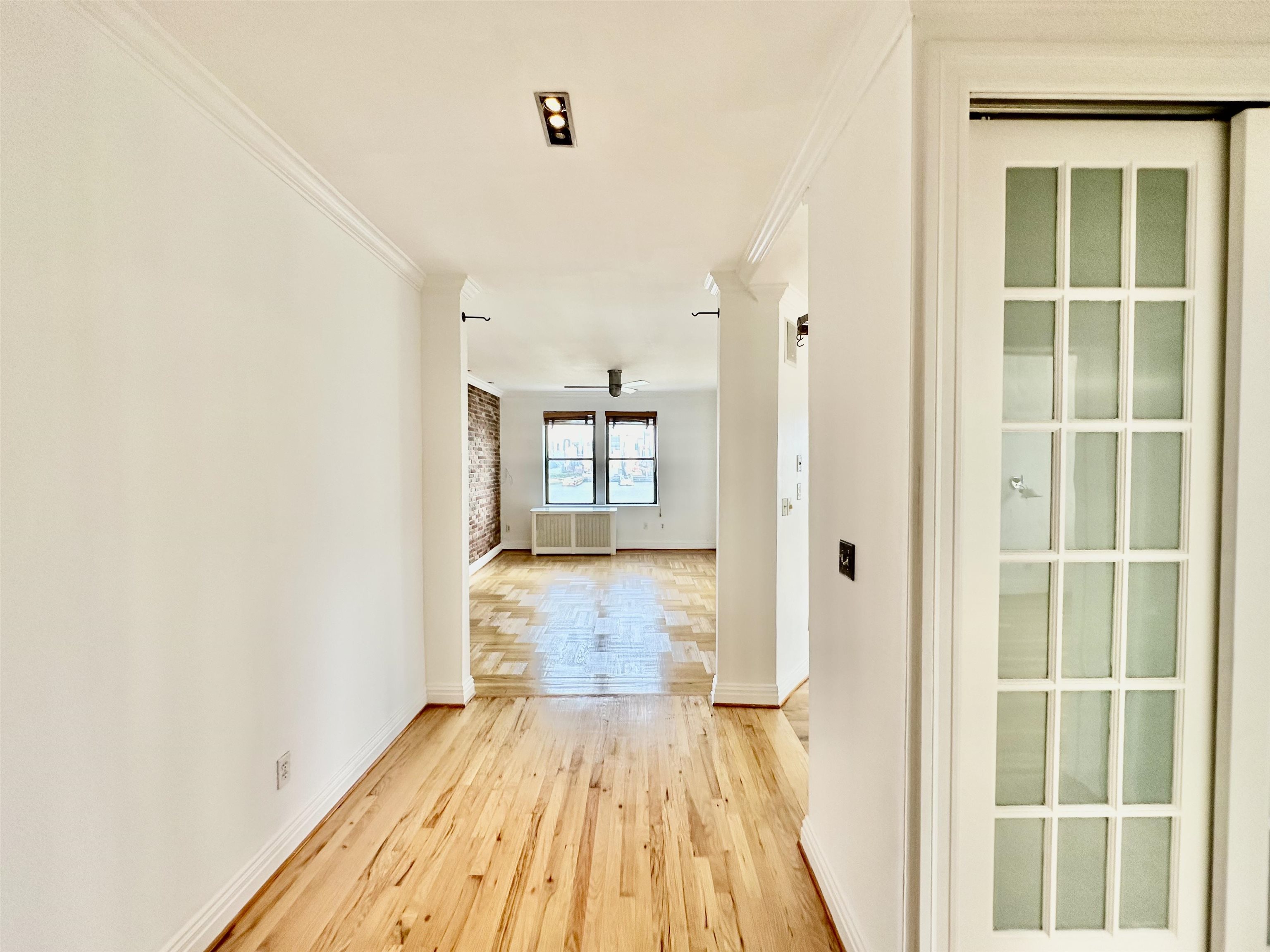 883 BLVD EAST Unit: 5A