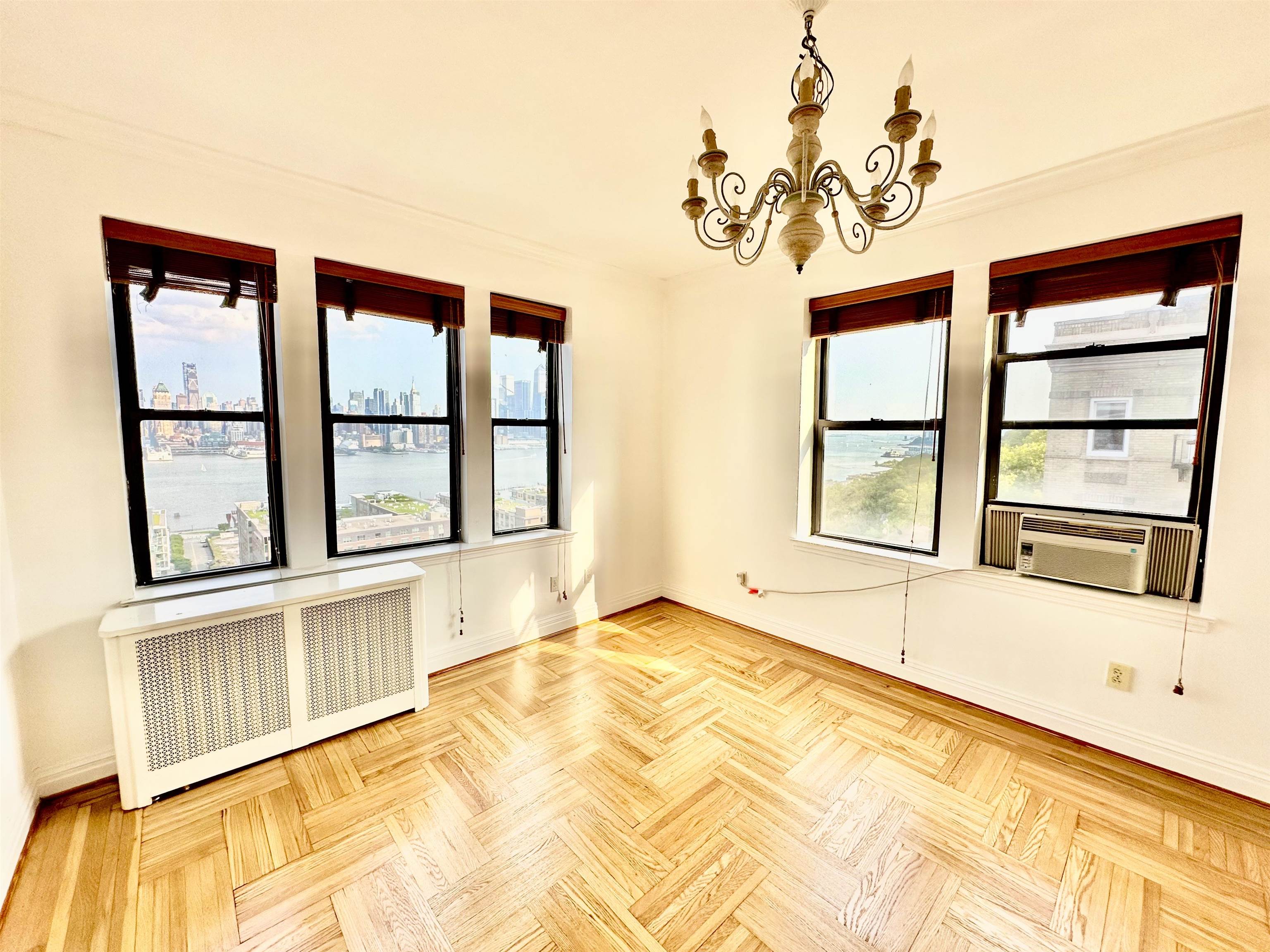 883 BLVD EAST Unit: 5A
