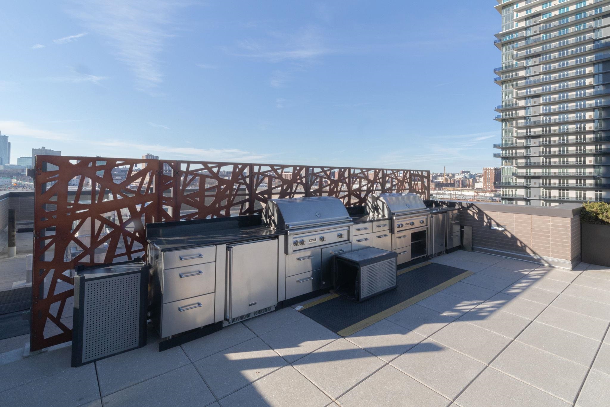 2 SHORE LANE Unit: 706