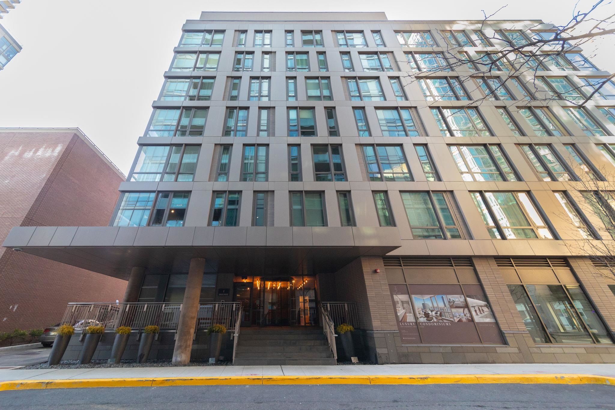 2 SHORE LANE Unit: 706