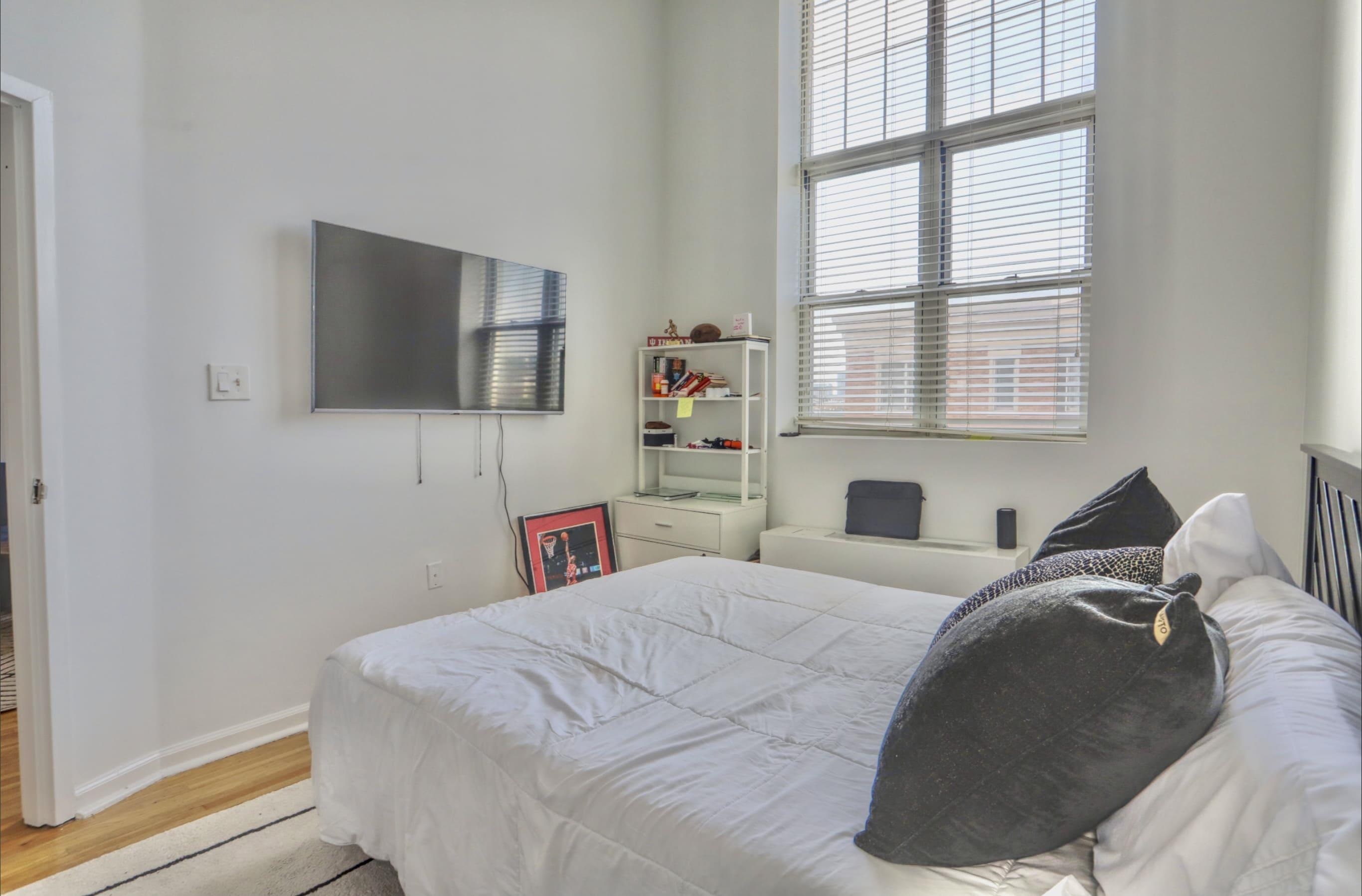 450 7TH ST Unit: 3C