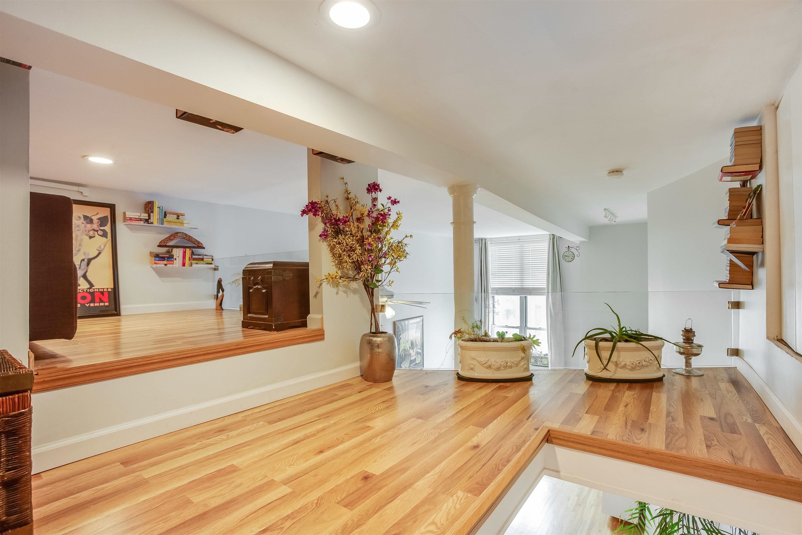450 7TH ST Unit: 3C