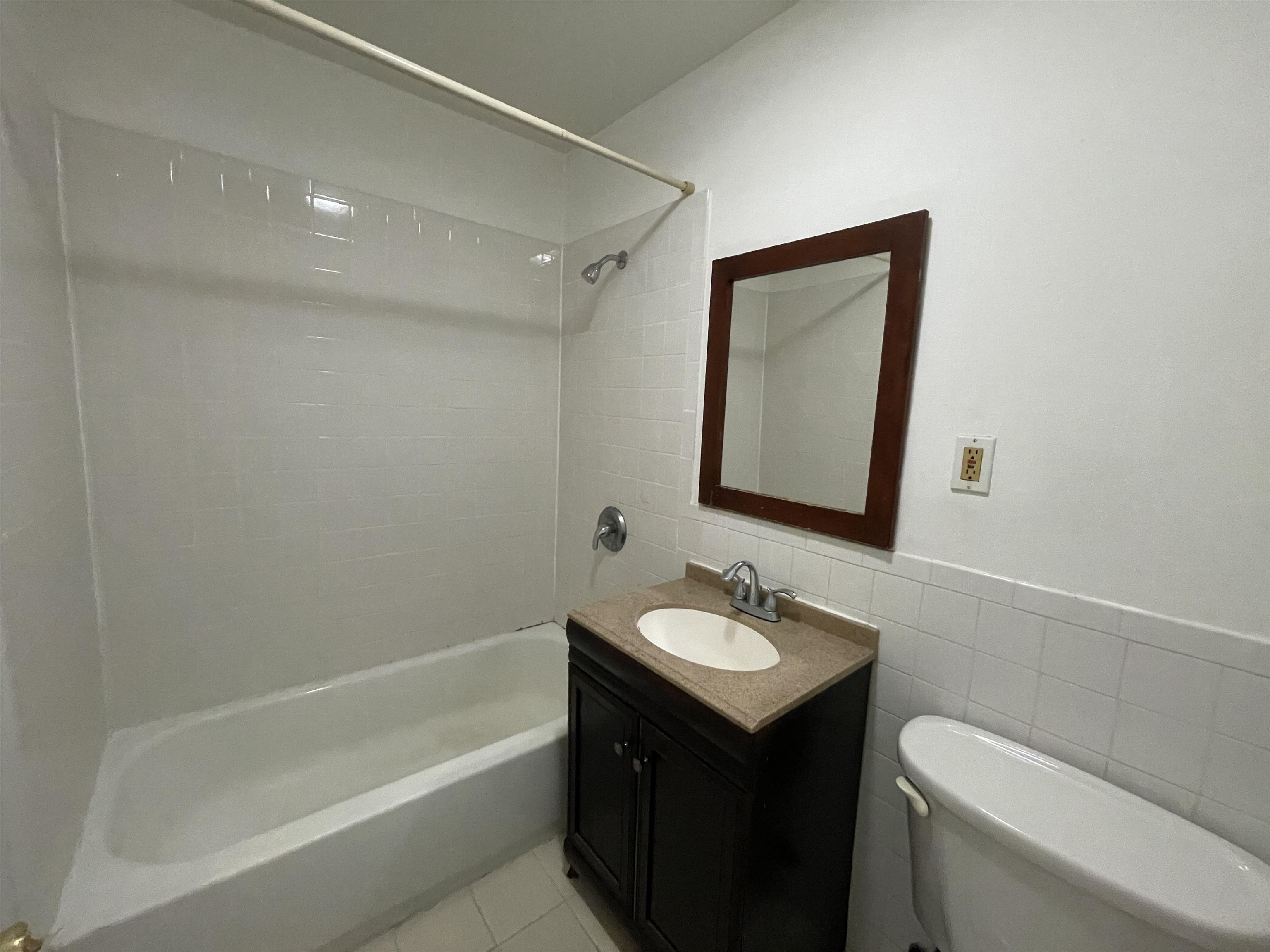 3027 KENNEDY BLVD Unit: 34
