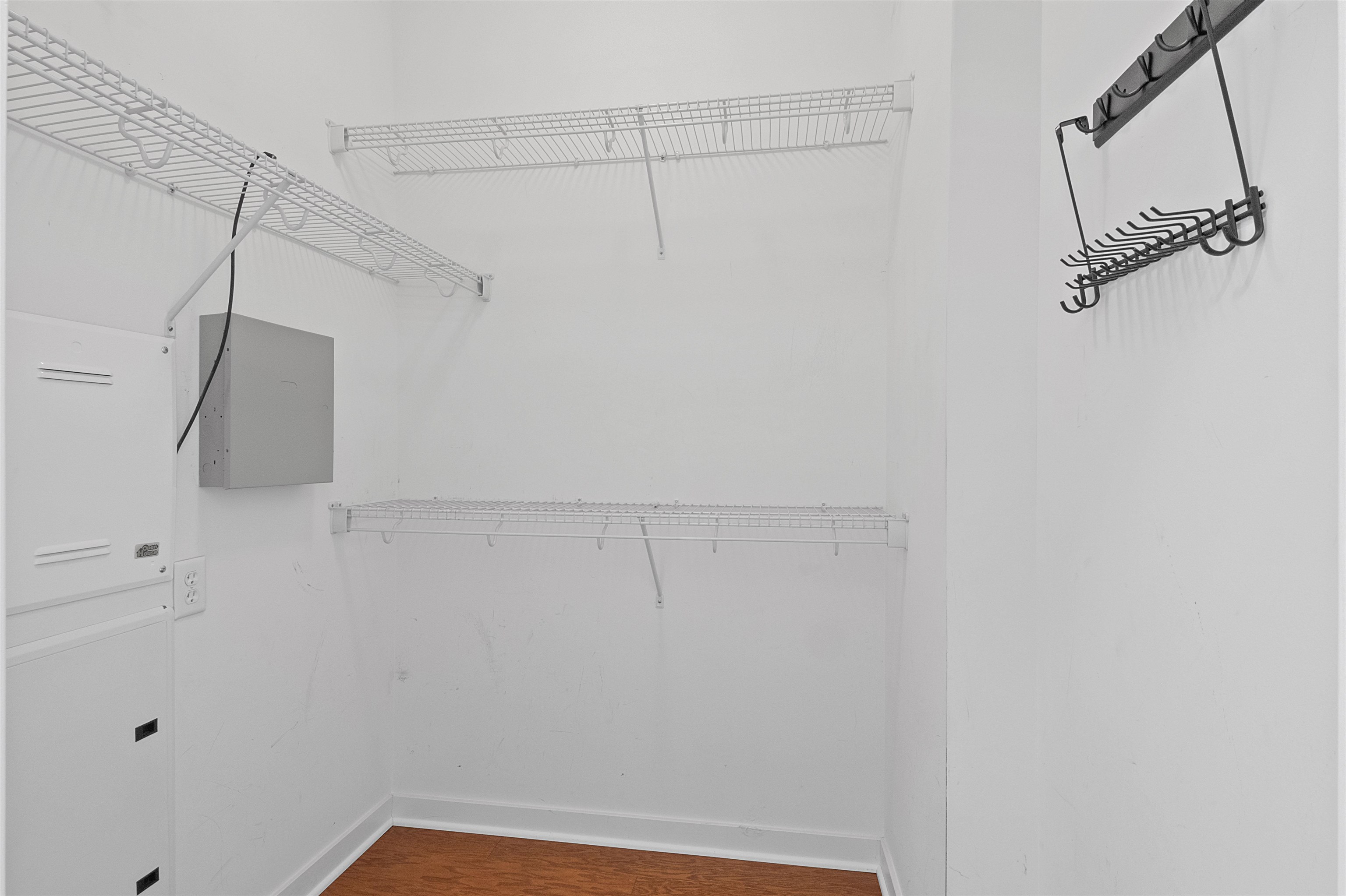 443 2ND ST Unit: 411