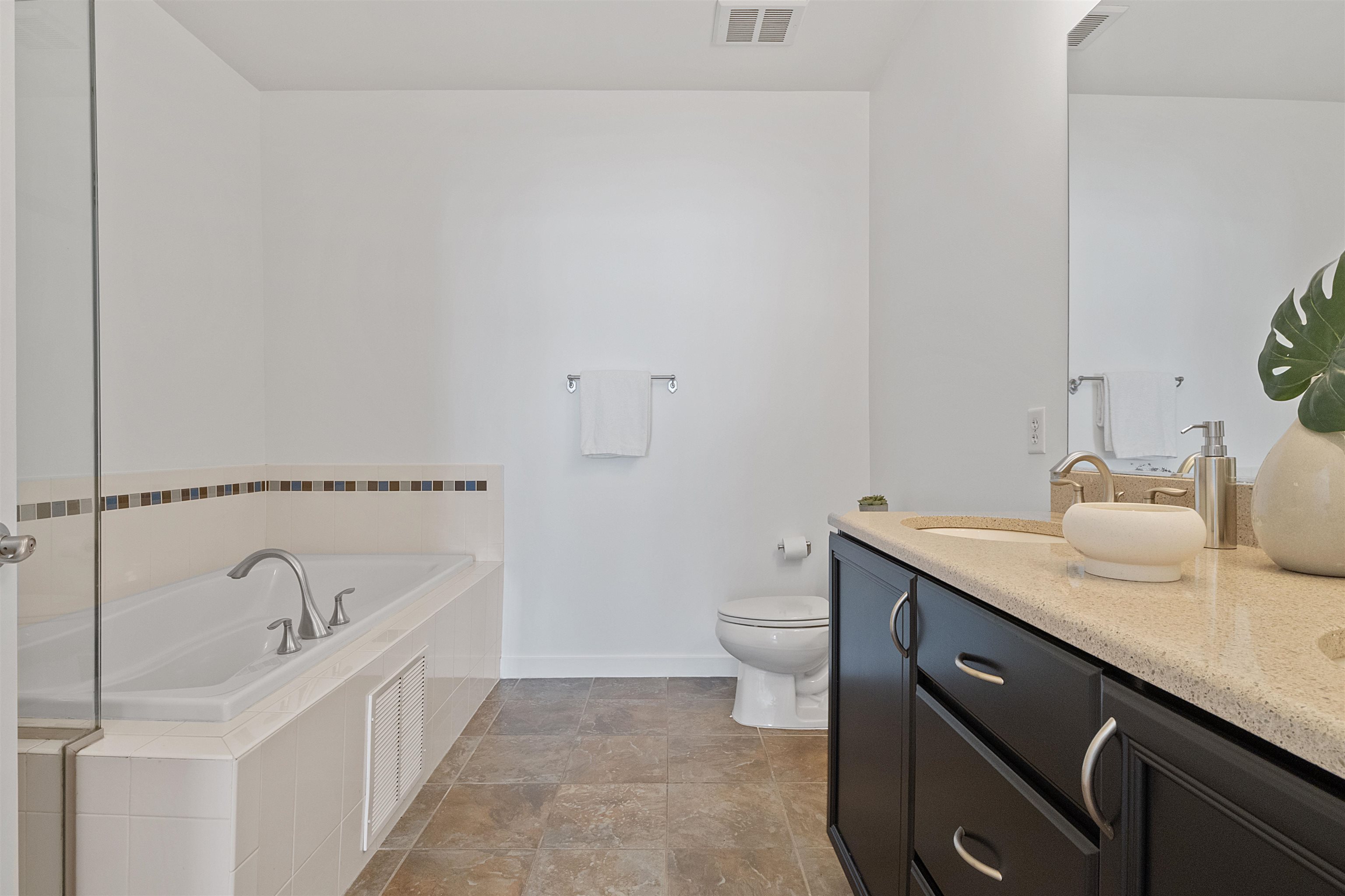 443 2ND ST Unit: 411