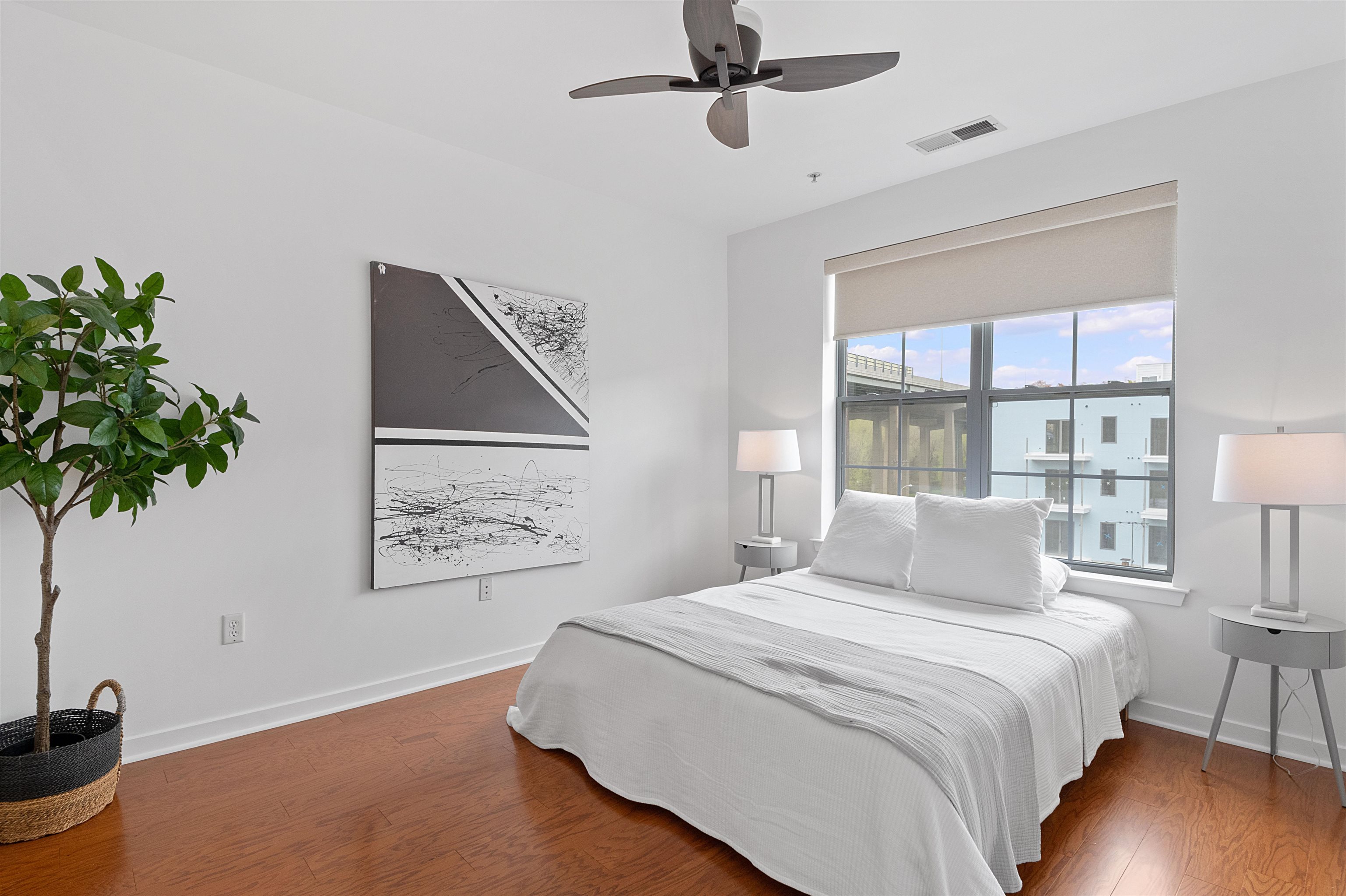 443 2ND ST Unit: 411