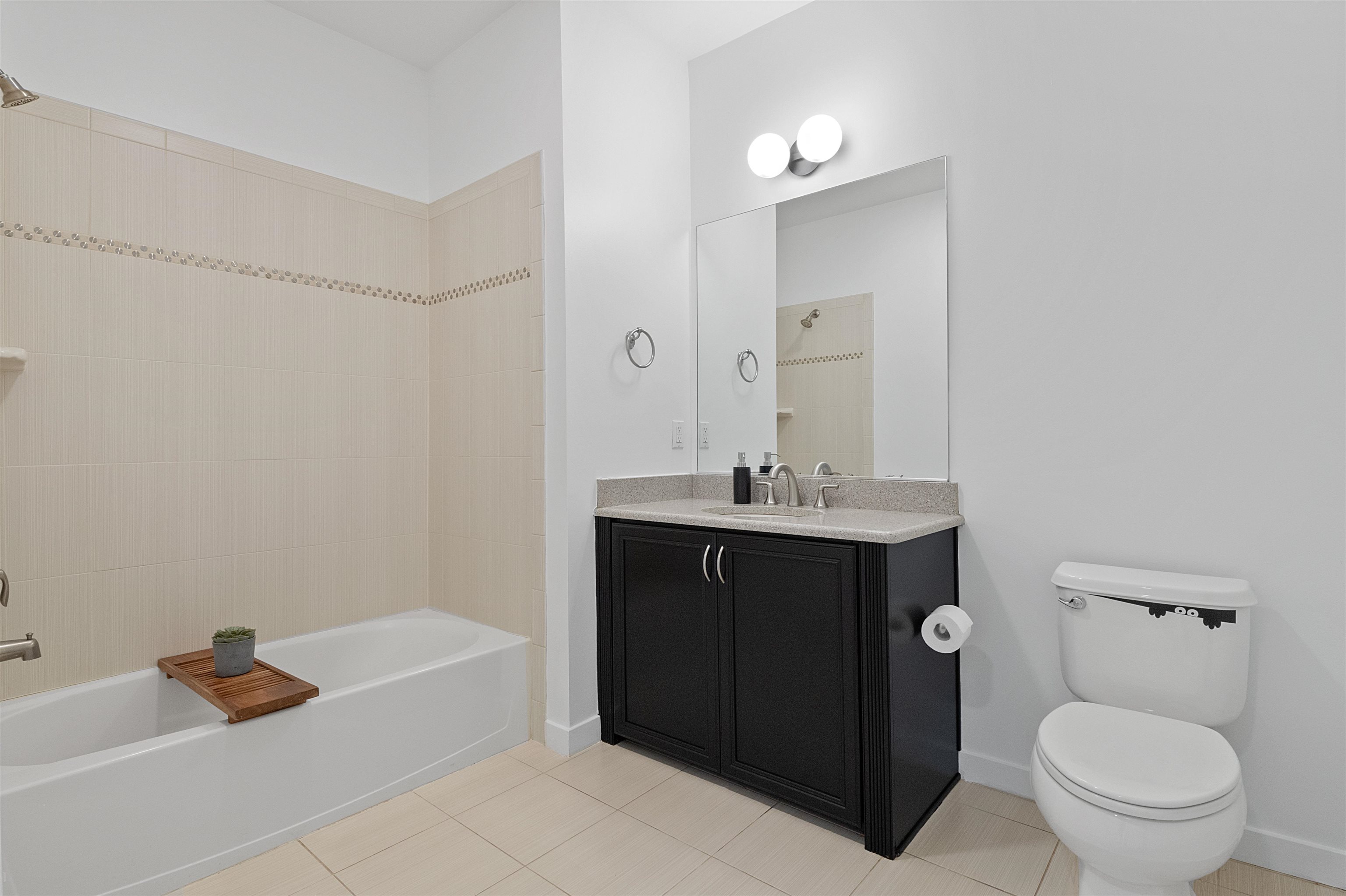 443 2ND ST Unit: 411