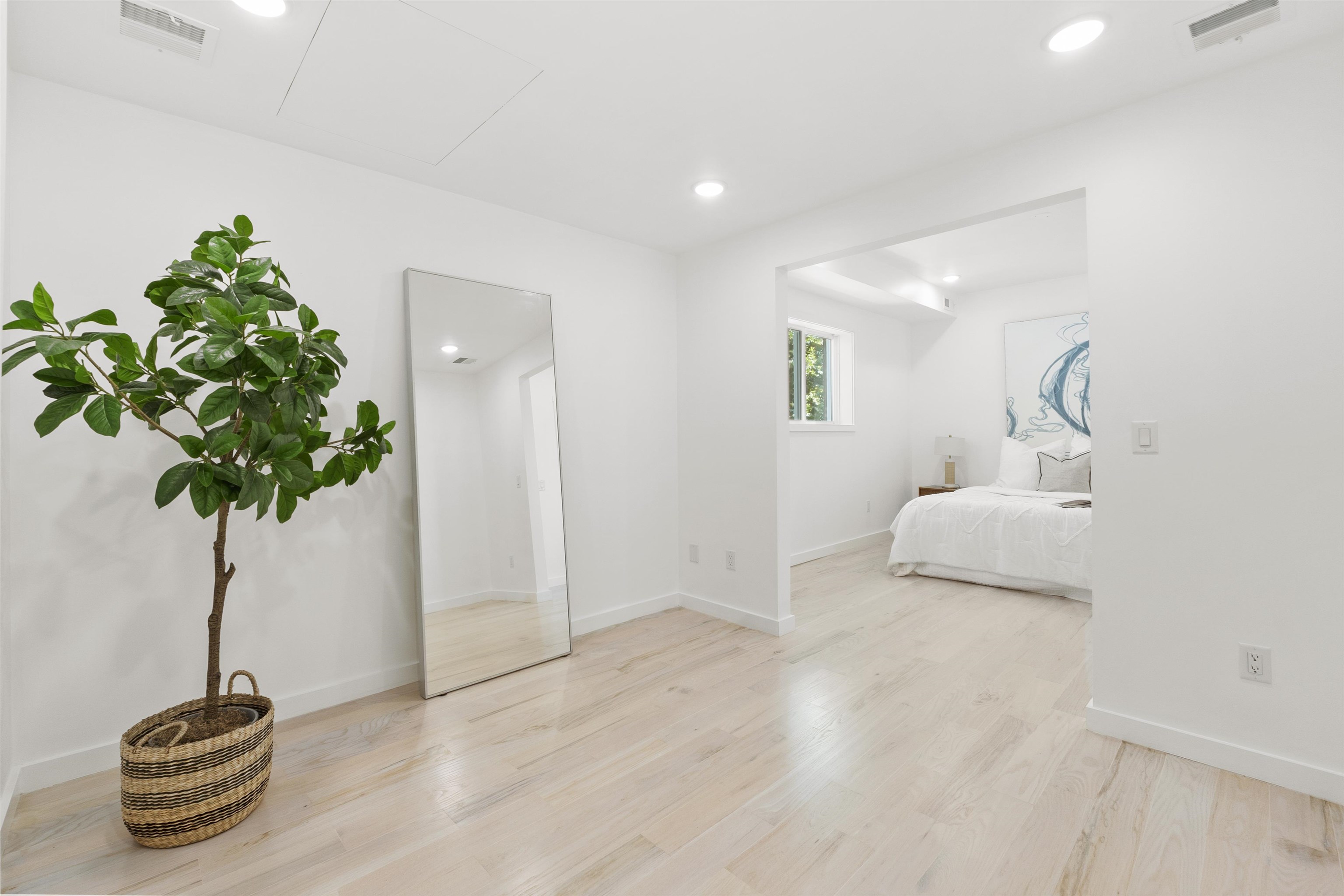 308 4TH ST Unit: Townhouse No. 3