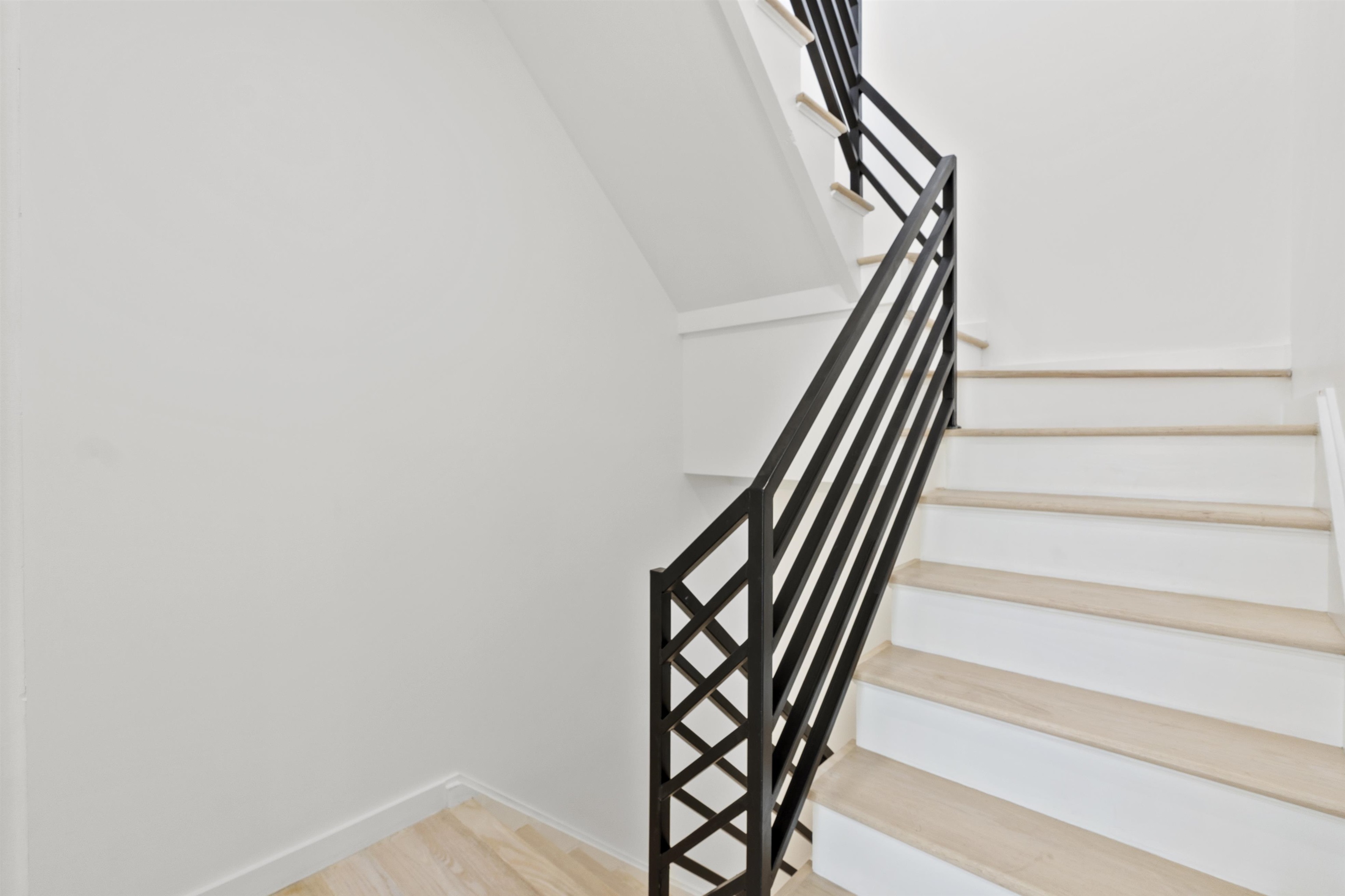 308 4TH ST Unit: Townhouse No. 3