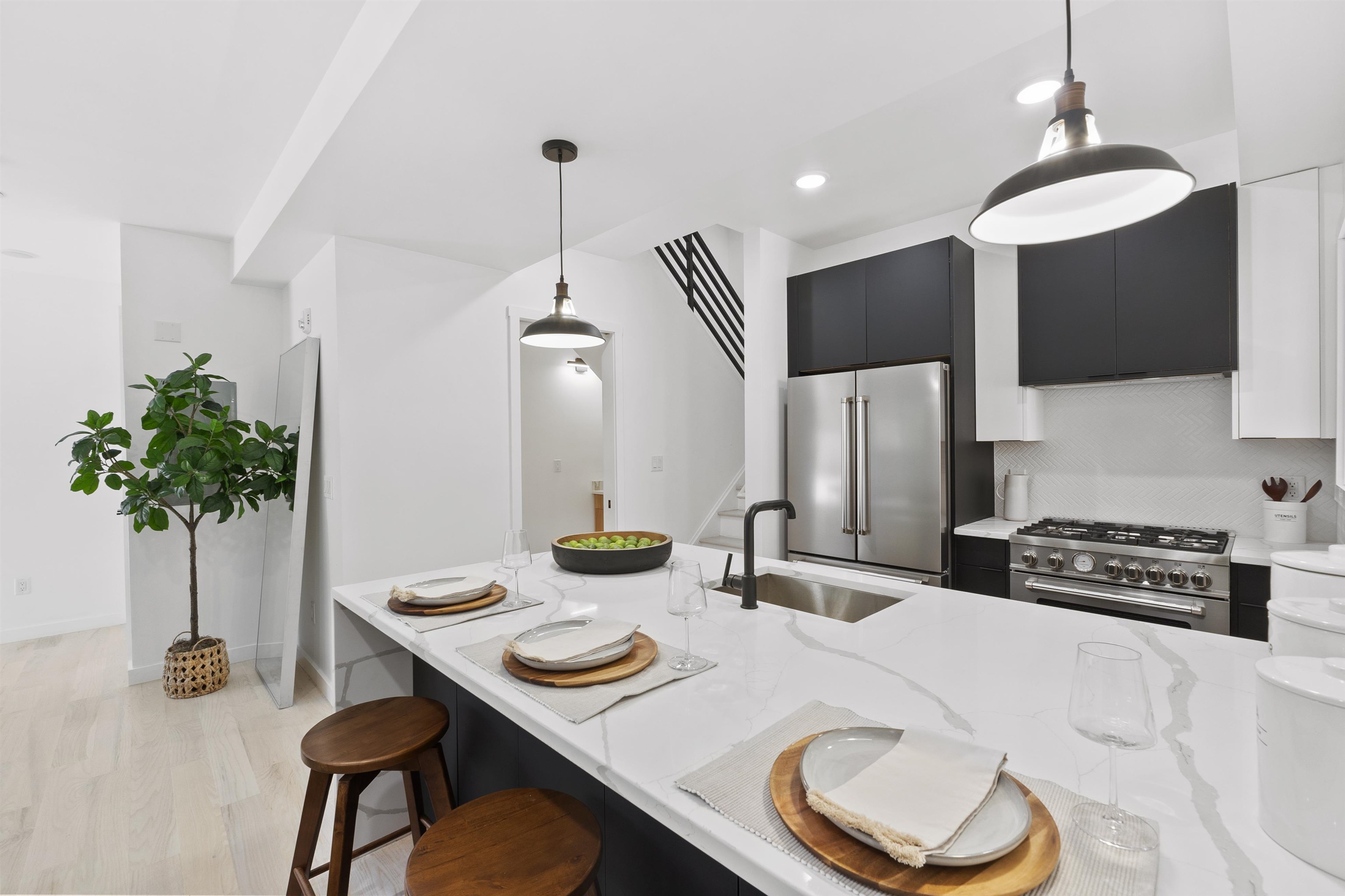 308 4TH ST Unit: Townhouse No. 3