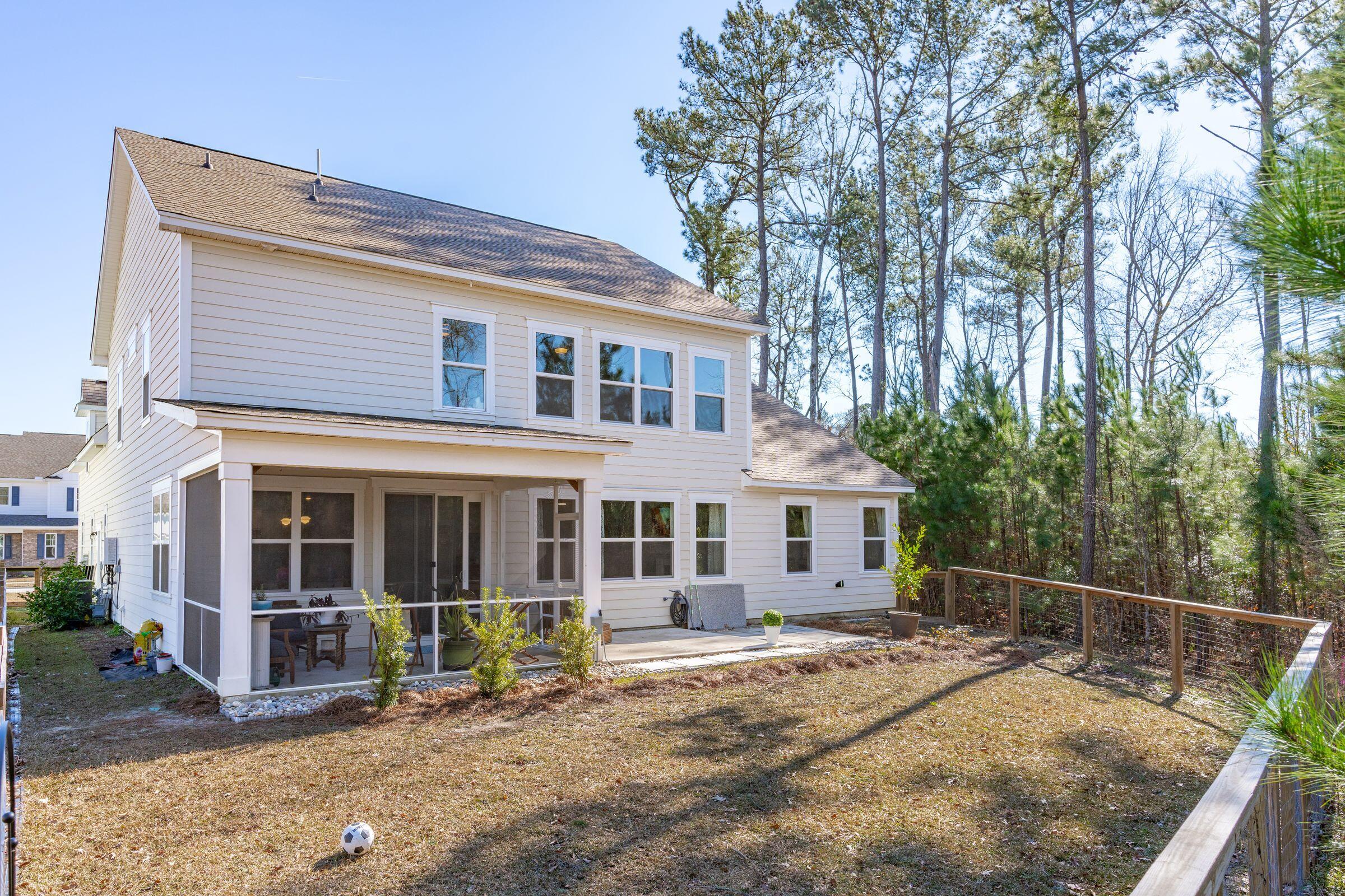 441 Oak View Way