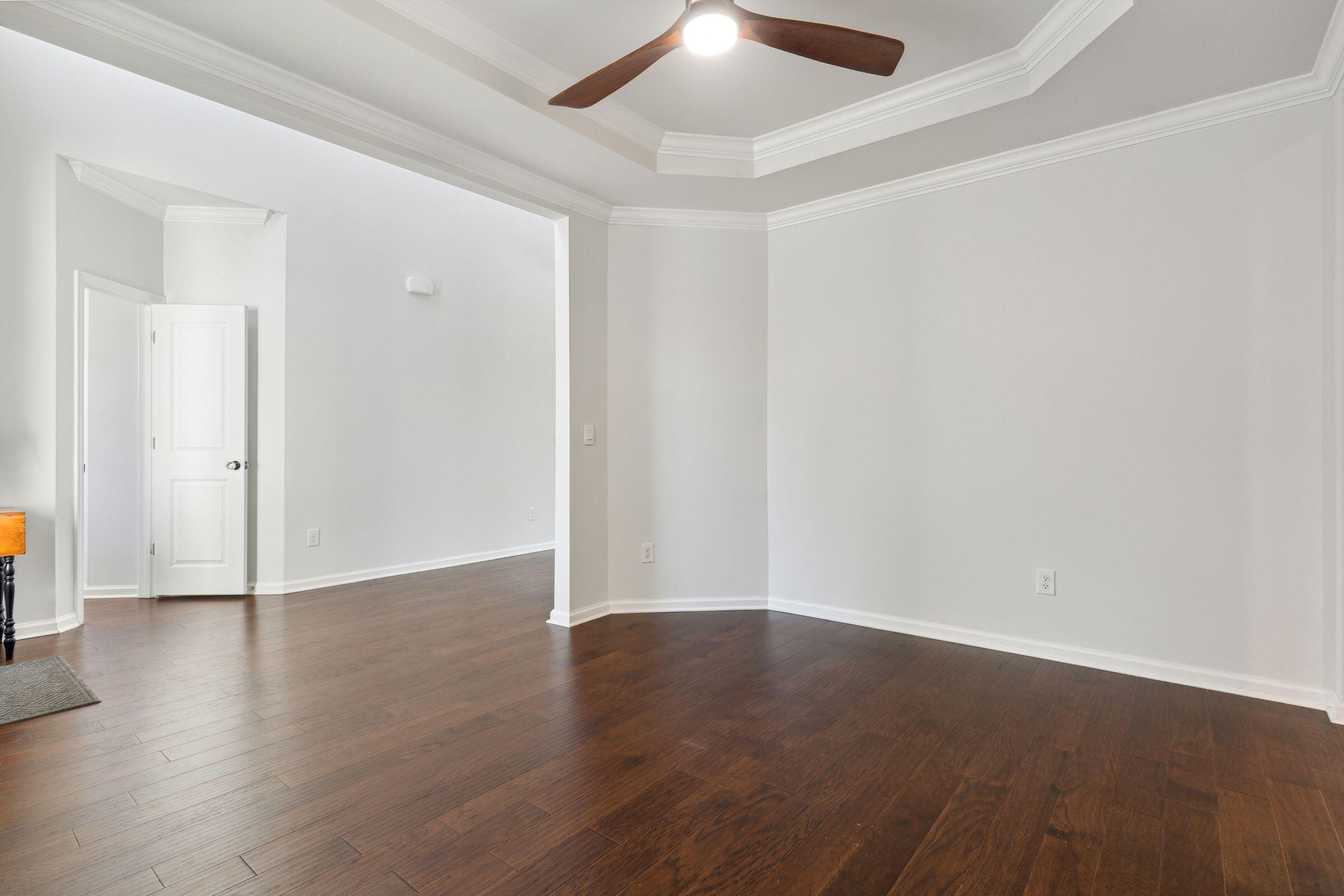 441 Oak View Way