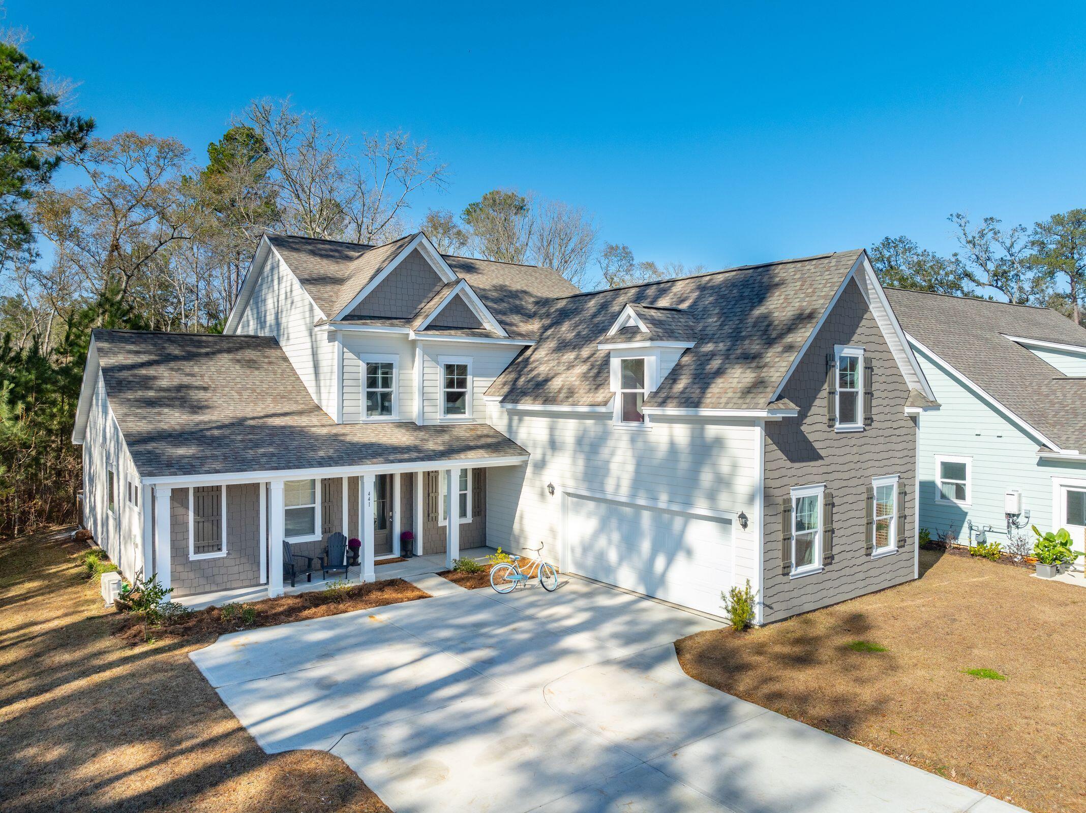 441 Oak View Way