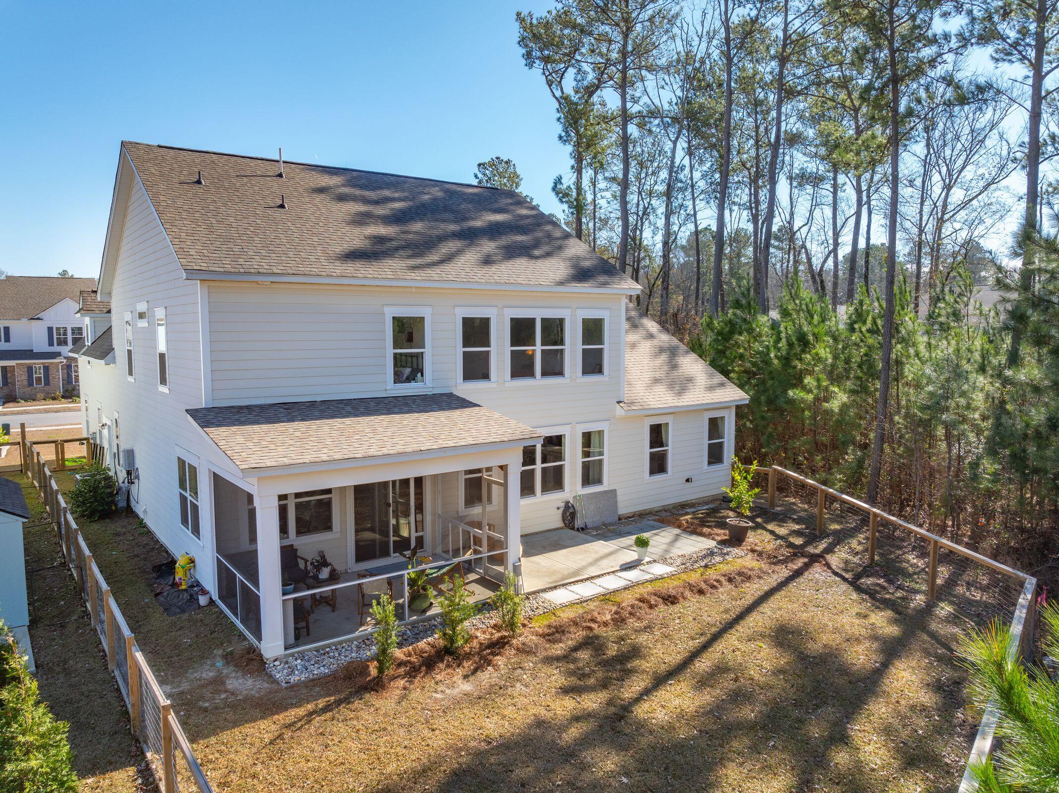 441 Oak View Way