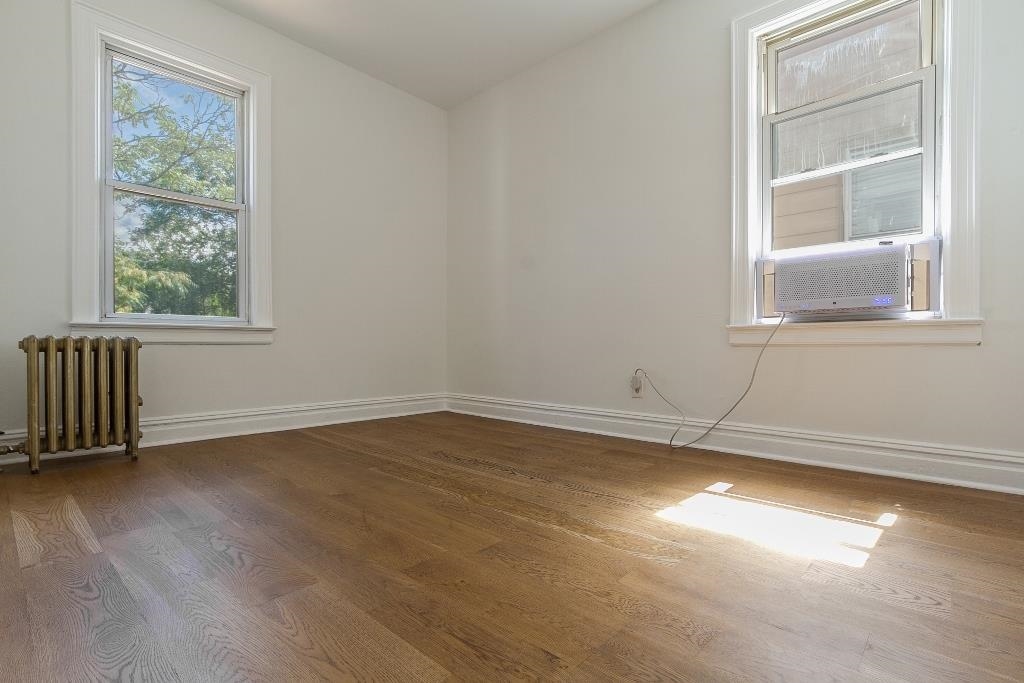 278 WINFIELD AVE