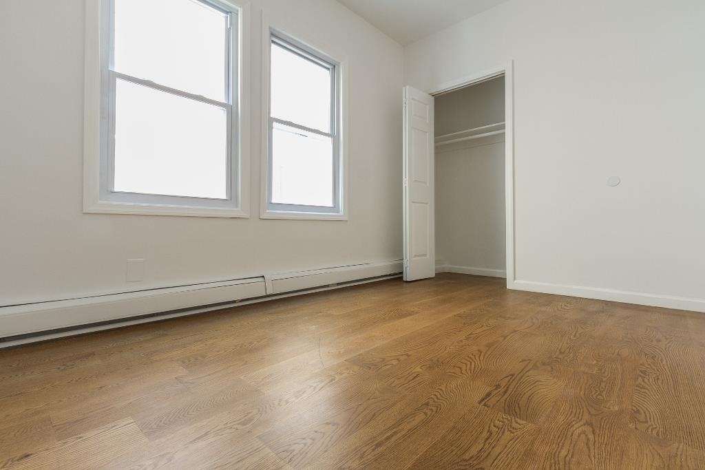 278 WINFIELD AVE