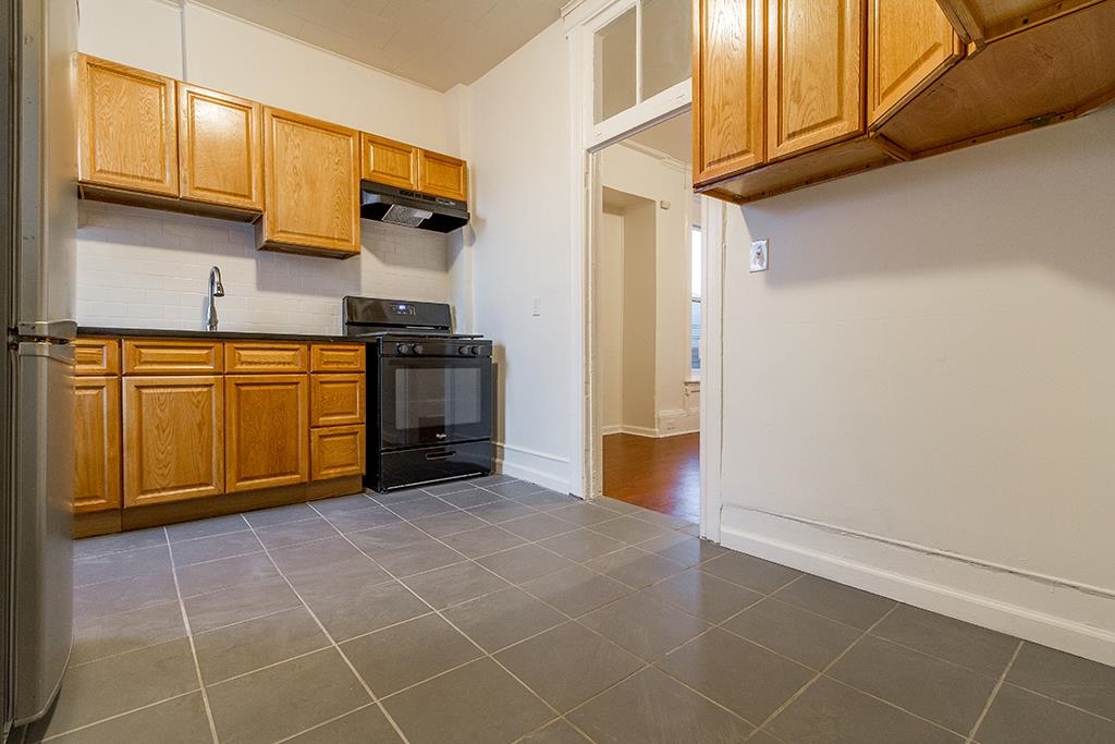 285 OLD BERGEN RD