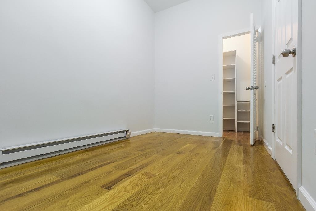 42 EAST 18TH ST