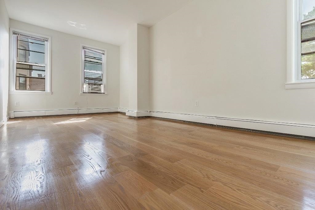 42 EAST 18TH ST
