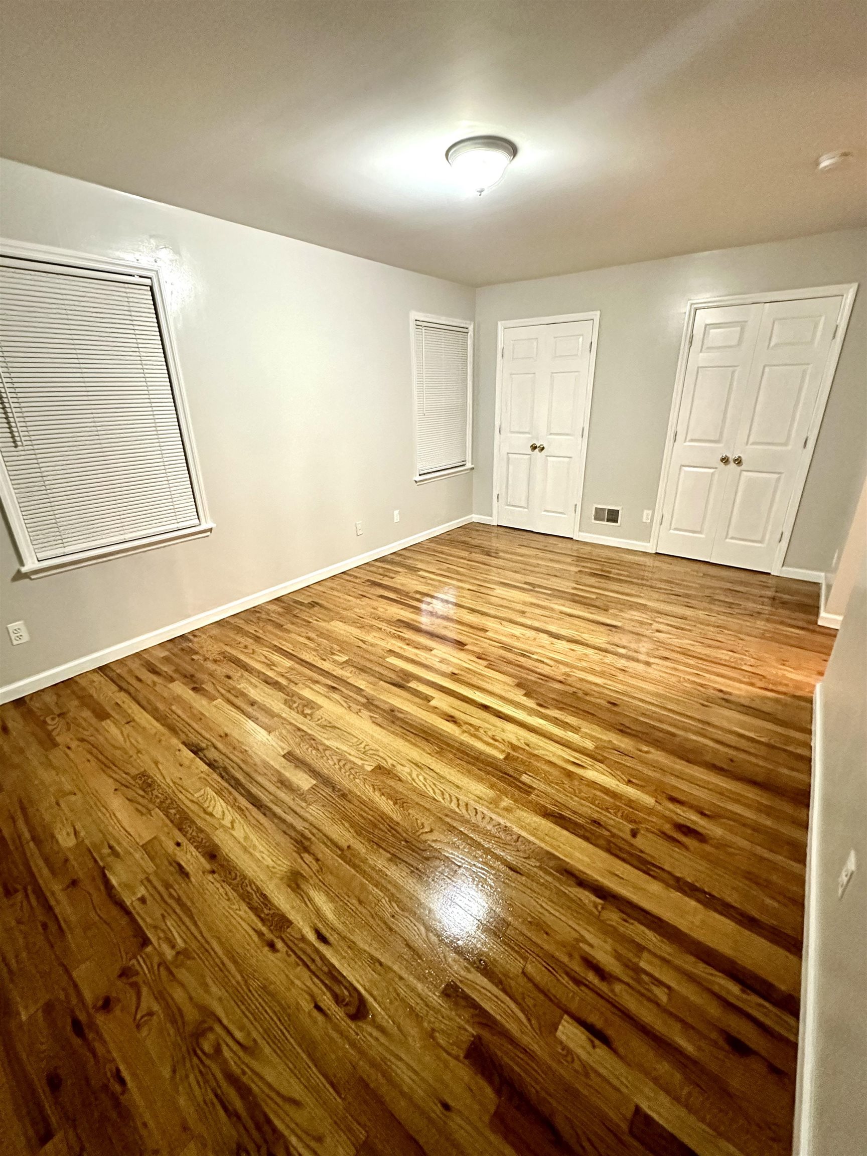 31 LOGAN AVE Unit: 1