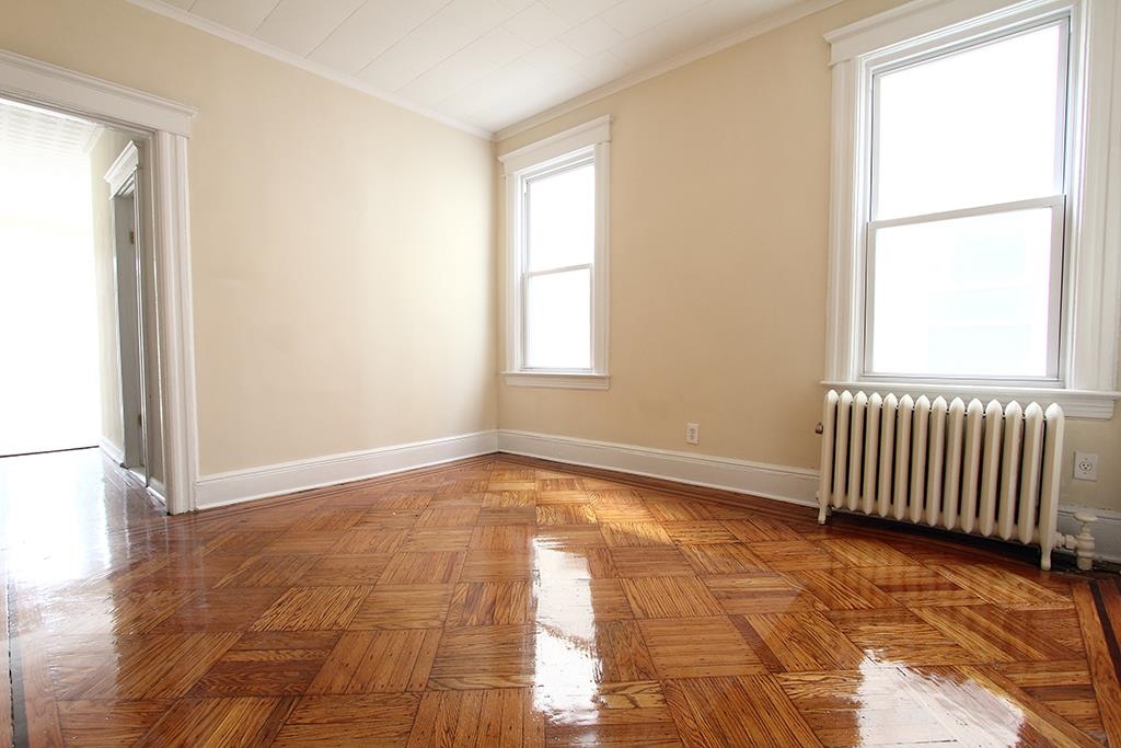 281 VIRGINIA AVE