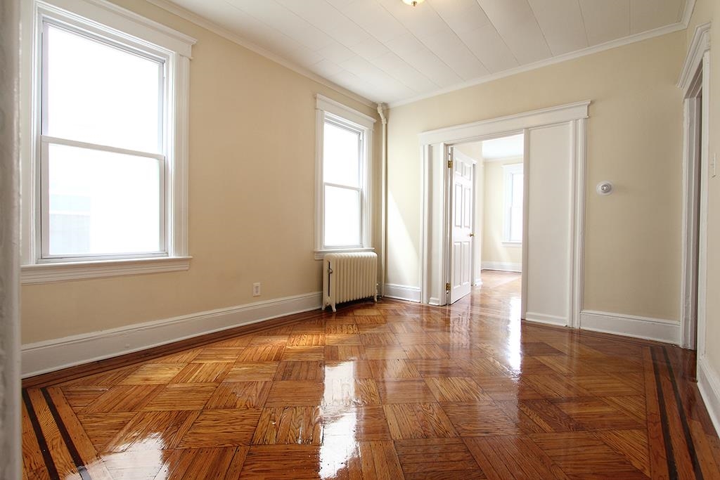 281 VIRGINIA AVE
