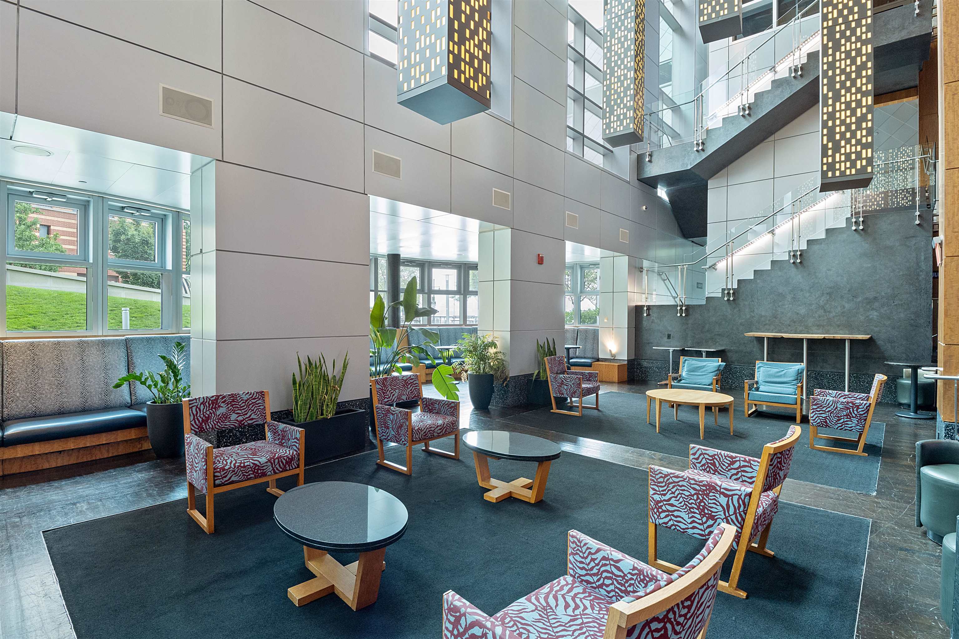 225 RIVER ST Unit: 1806