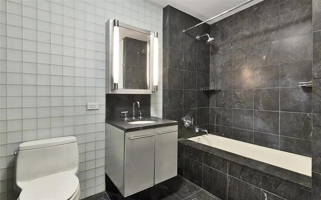 225 RIVER ST Unit: 1806