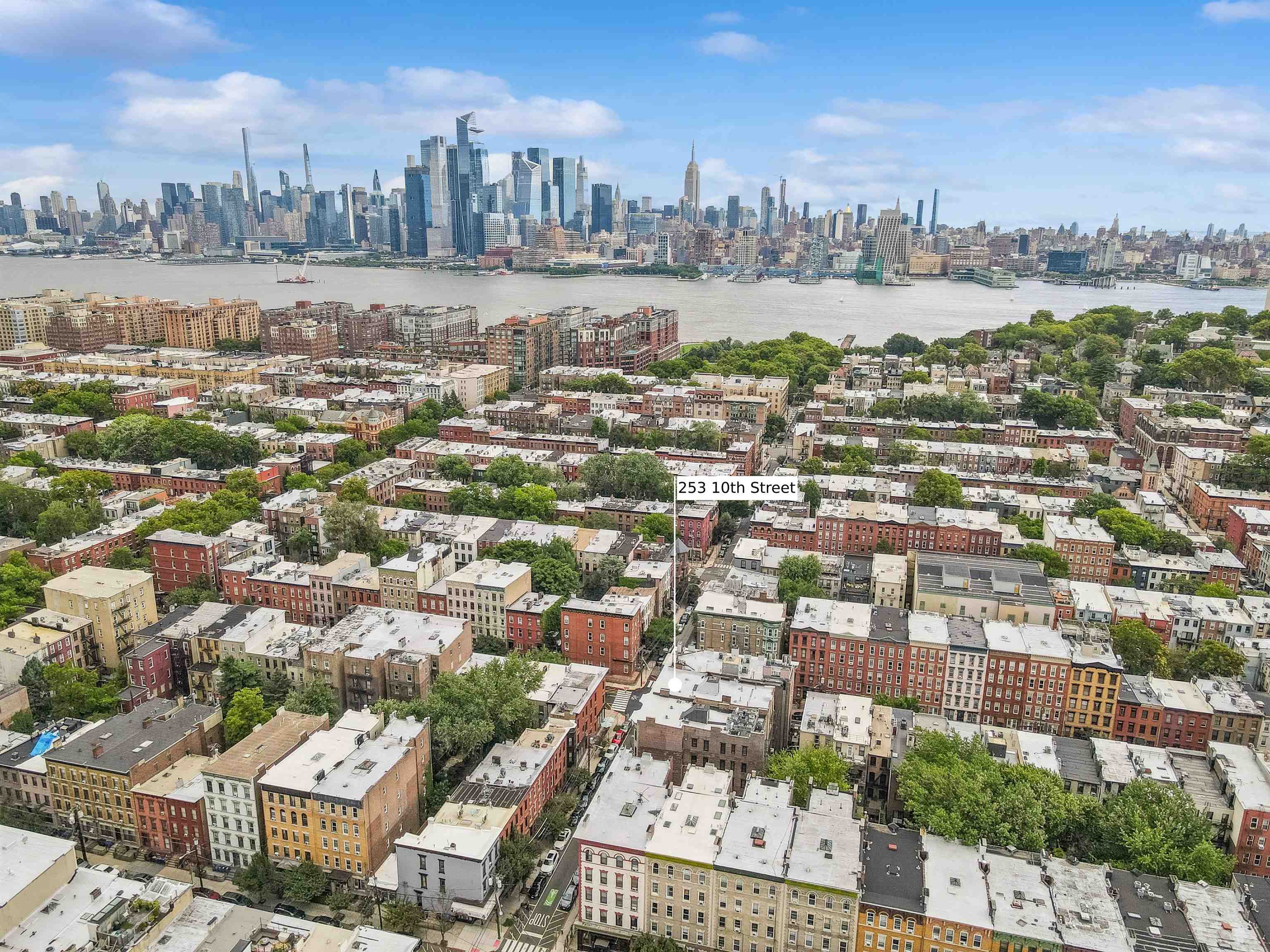 253 10TH ST Unit: 1L