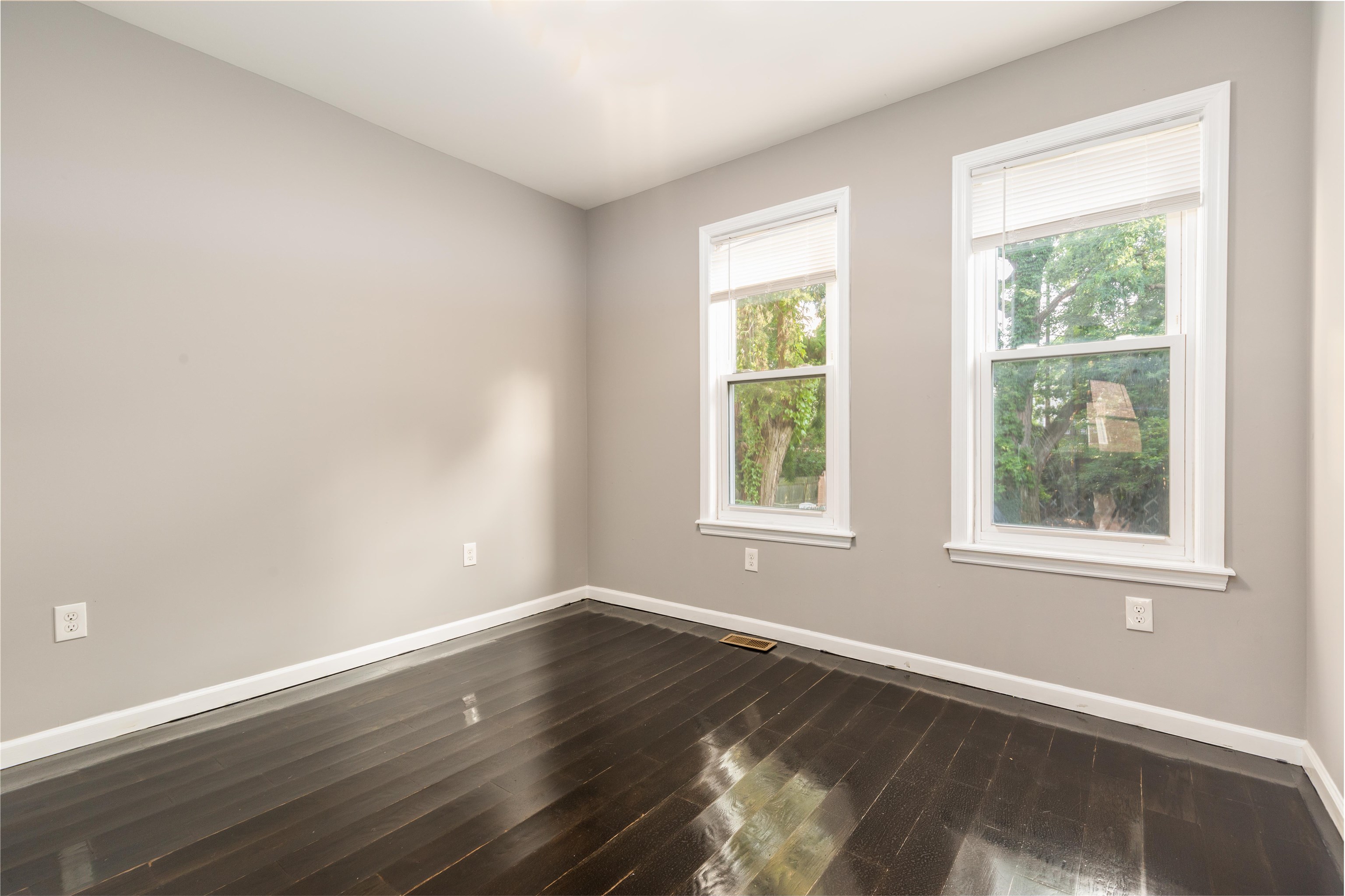 141 GLENWOOD AVE