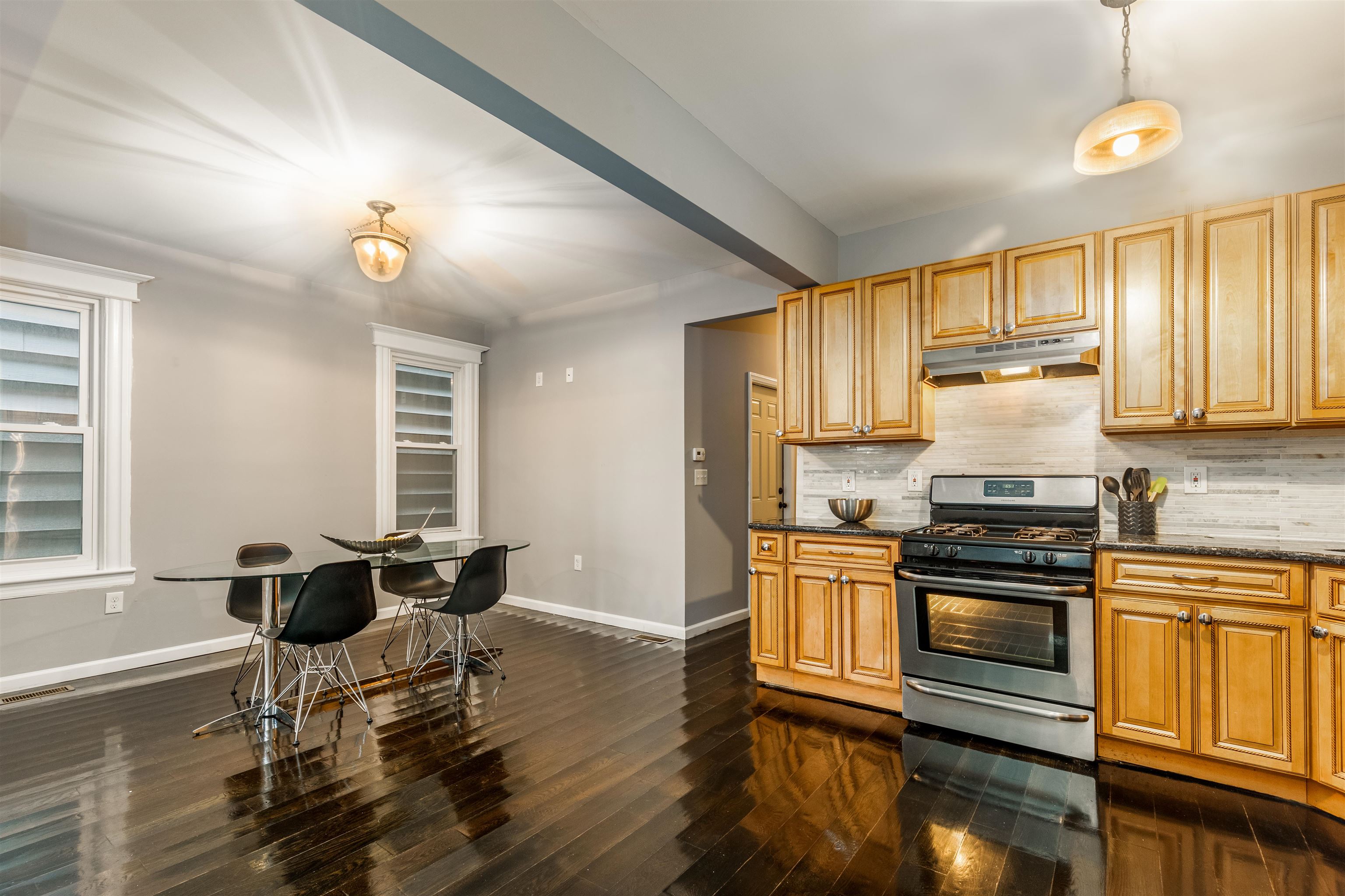 141 GLENWOOD AVE