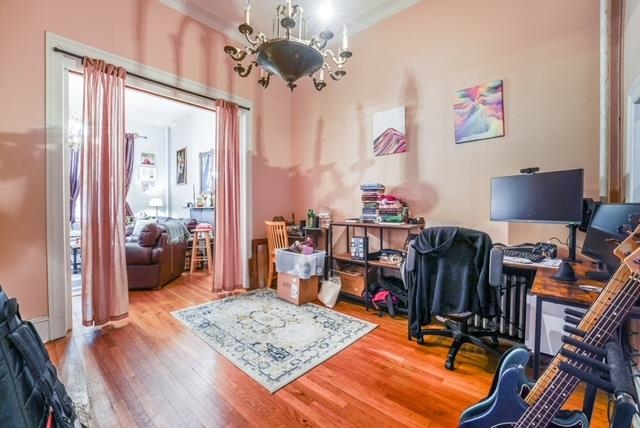 232 MONTGOMERY ST Unit: 1