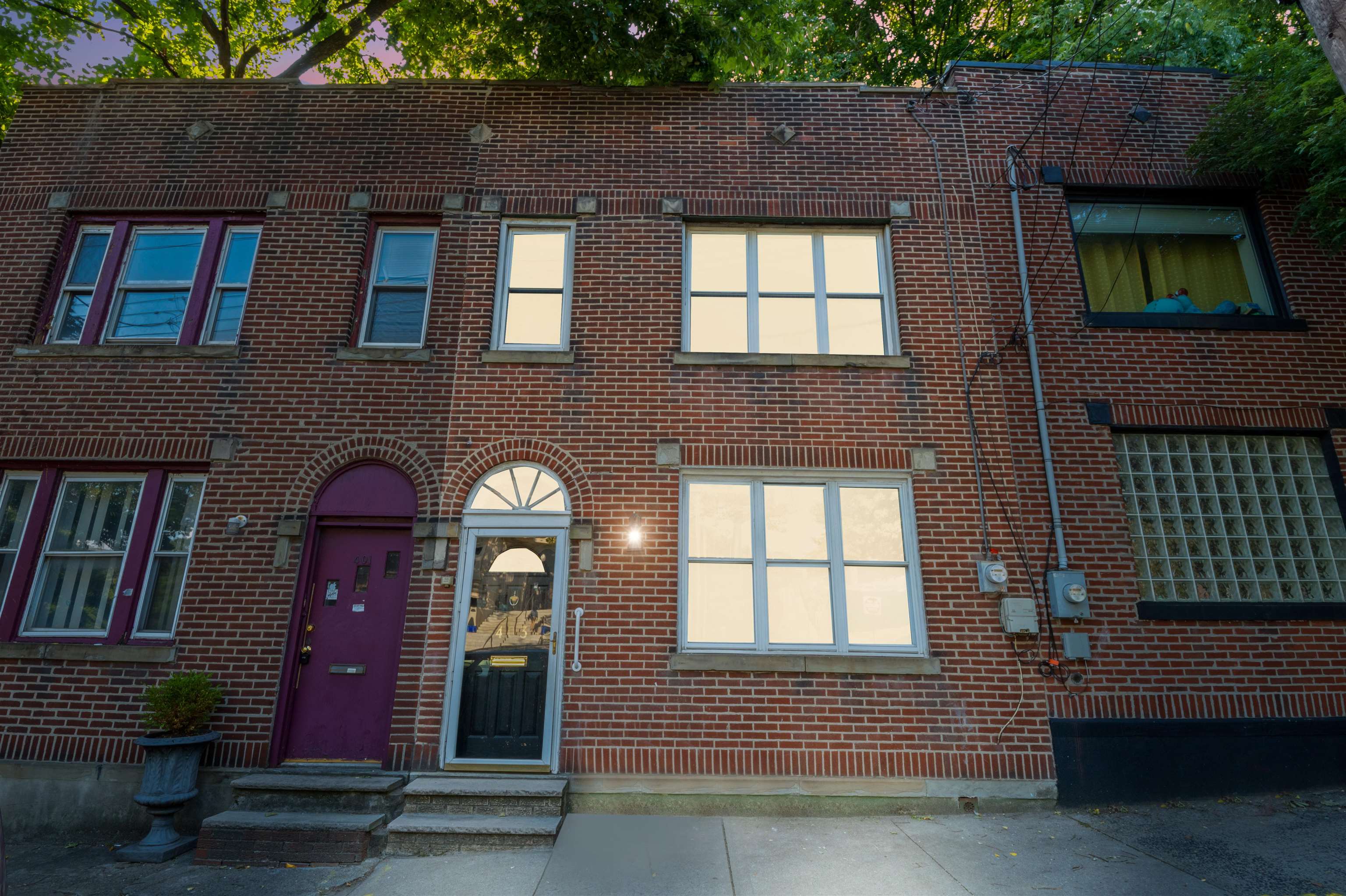 403 PARK AVE