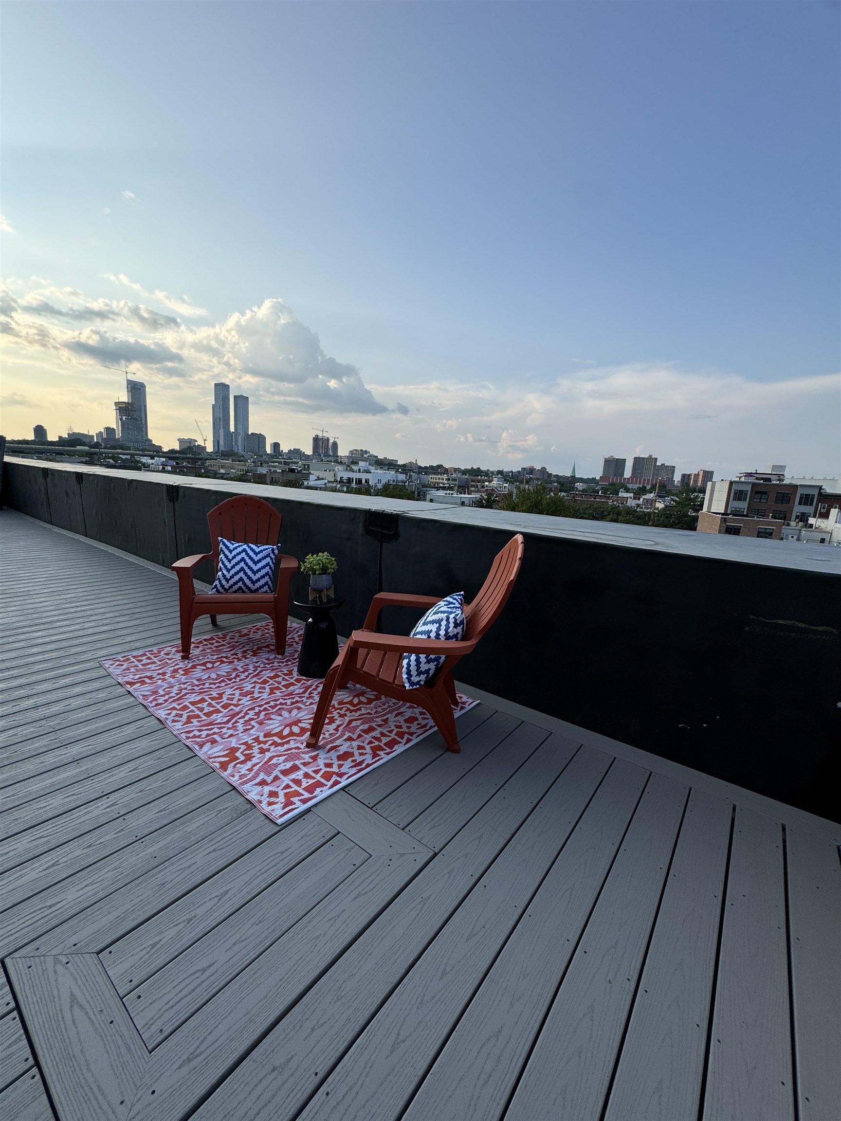 227 CHRISTOPHER COLUMBUS DR Unit: 415 B