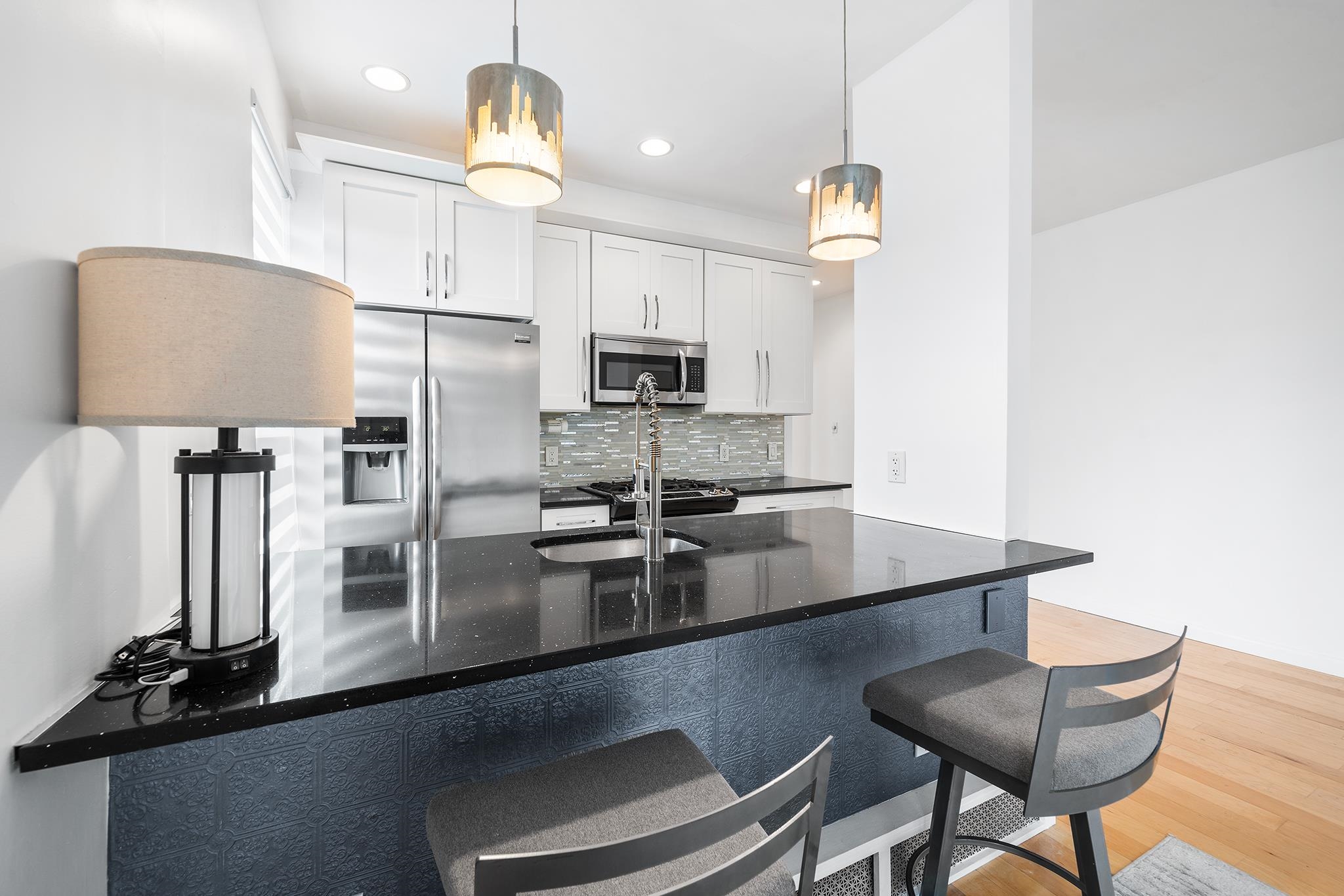 831 CLINTON ST Unit: 15