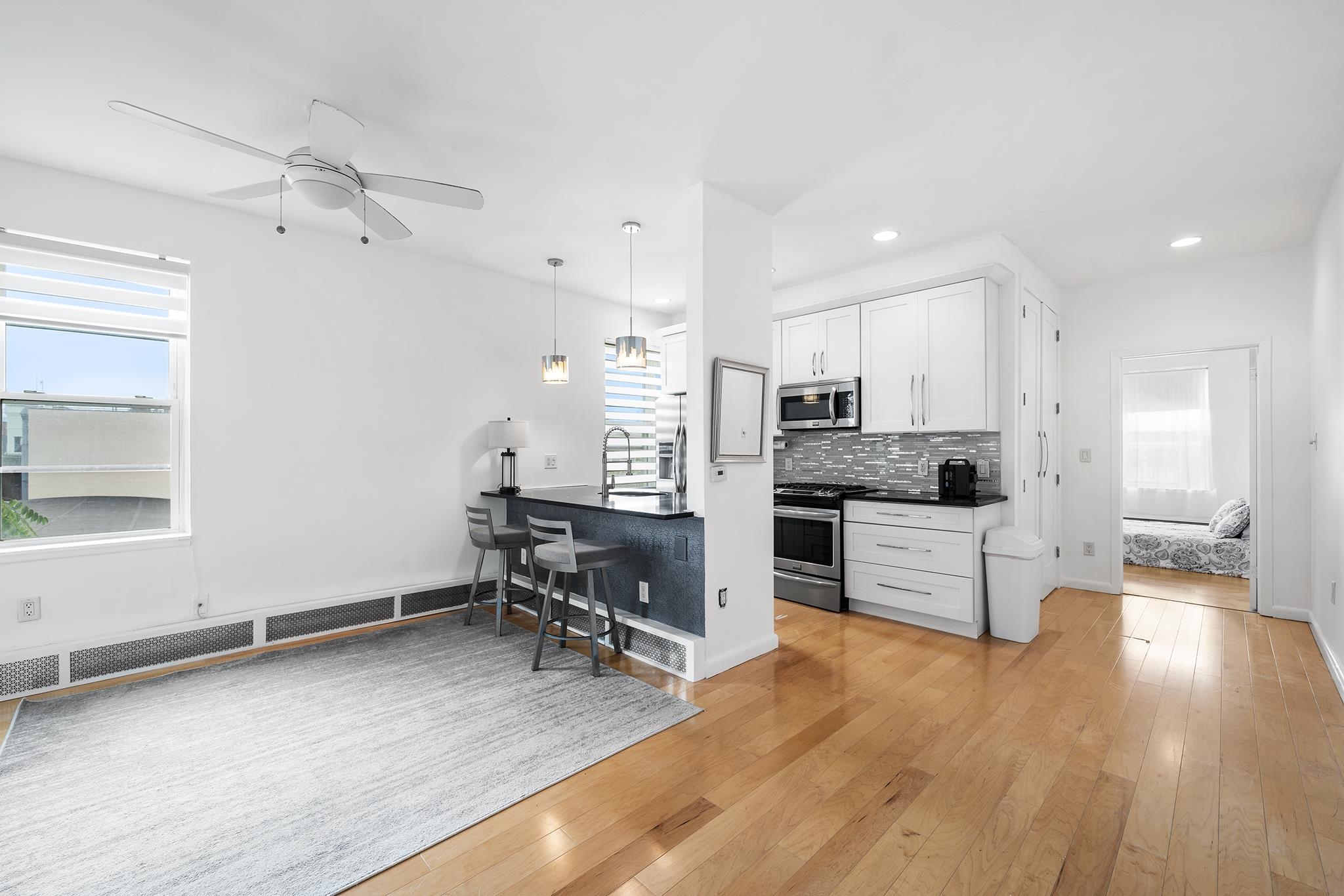 831 CLINTON ST Unit: 15