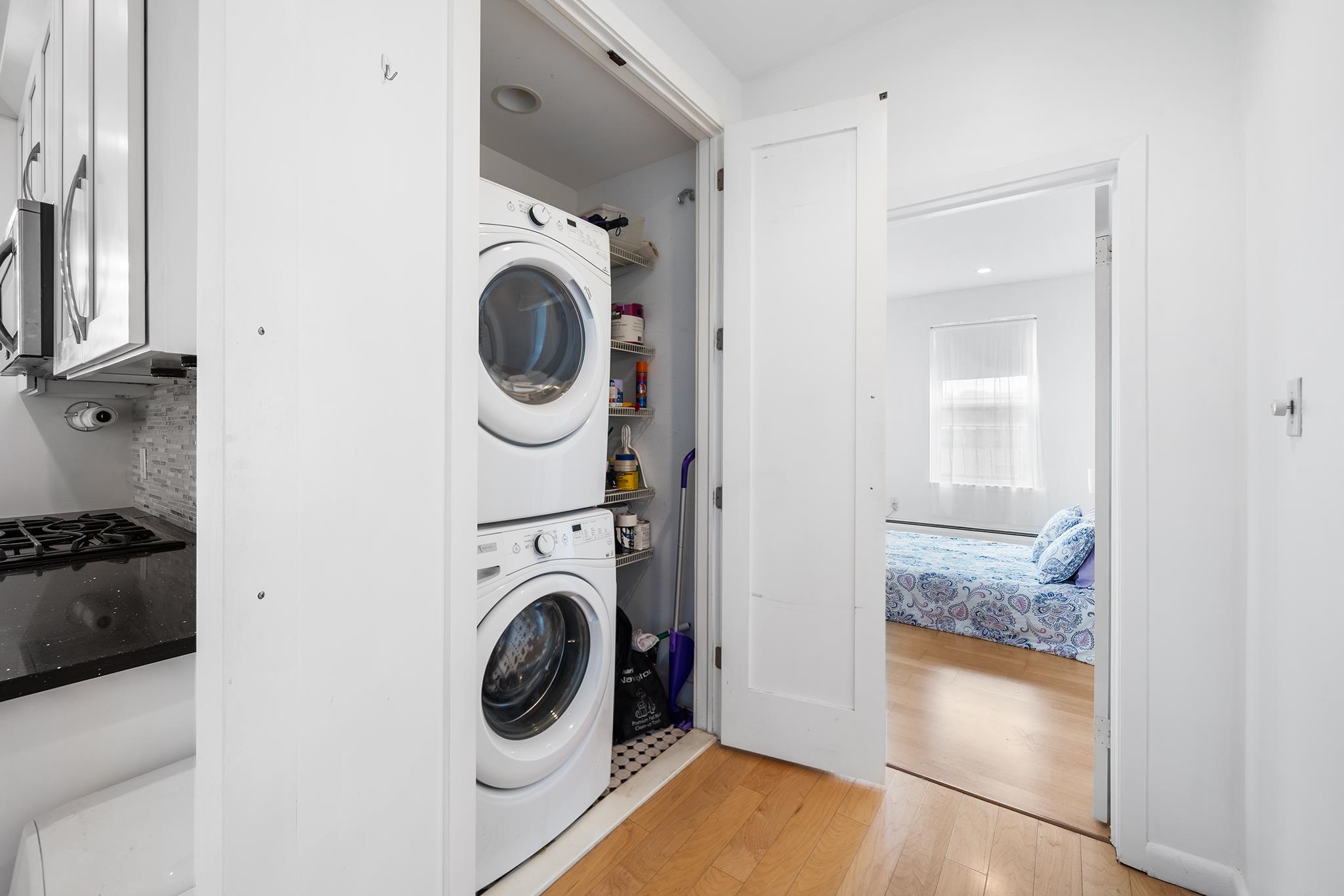 831 CLINTON ST Unit: 15