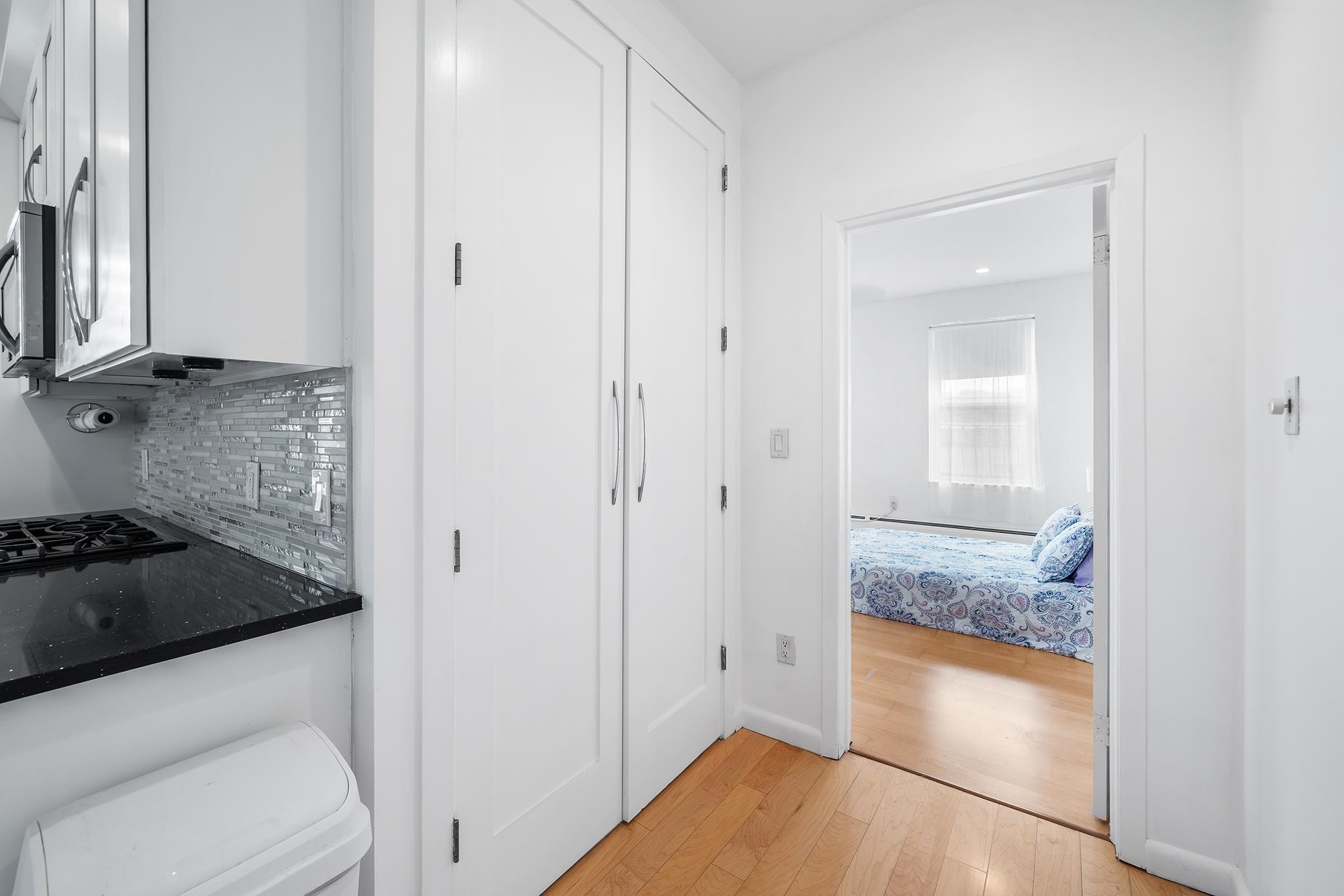 831 CLINTON ST Unit: 15