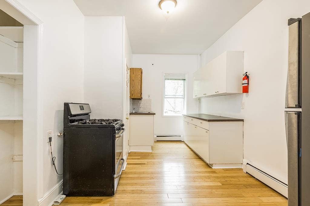 29 CLARK AVE