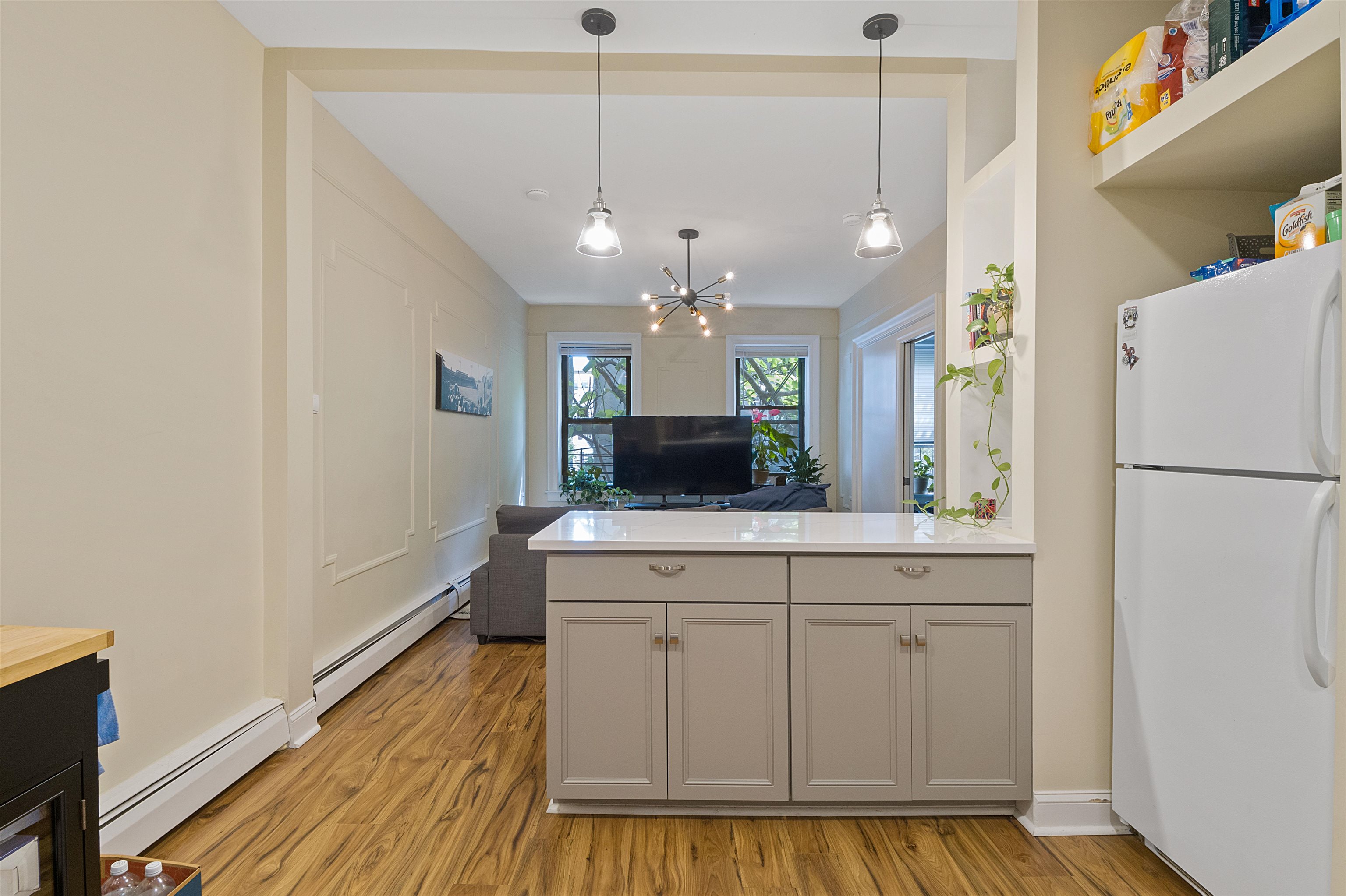 247 MONTGOMERY ST Unit: 4A