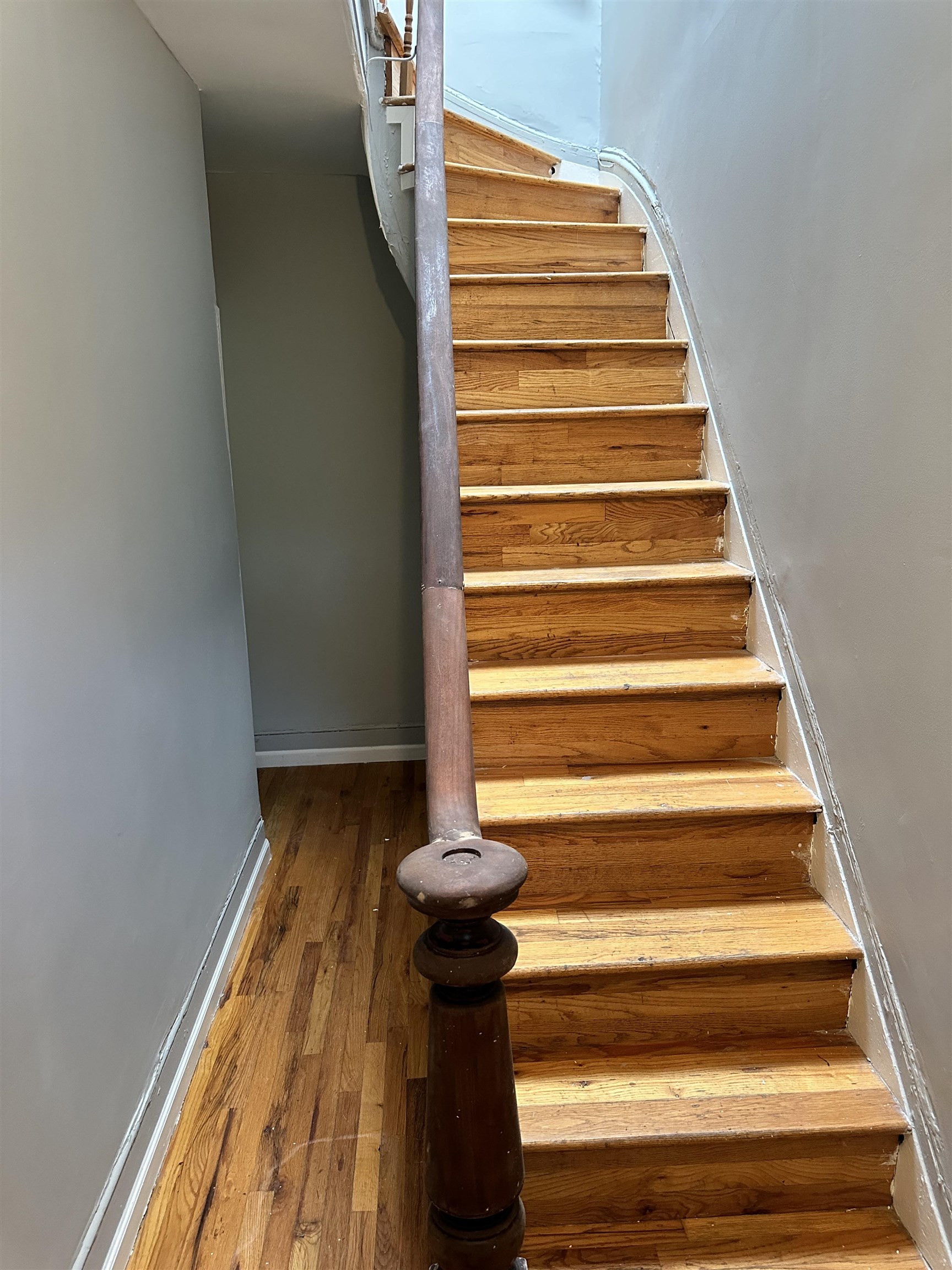 113 MYRTLE AVE Unit: 1
