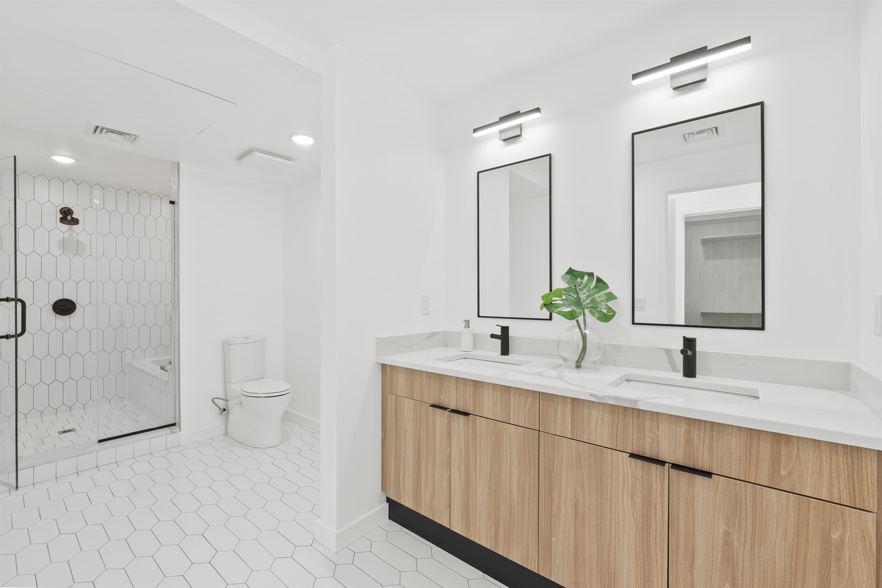 308 4TH ST Unit: Townhouse #4