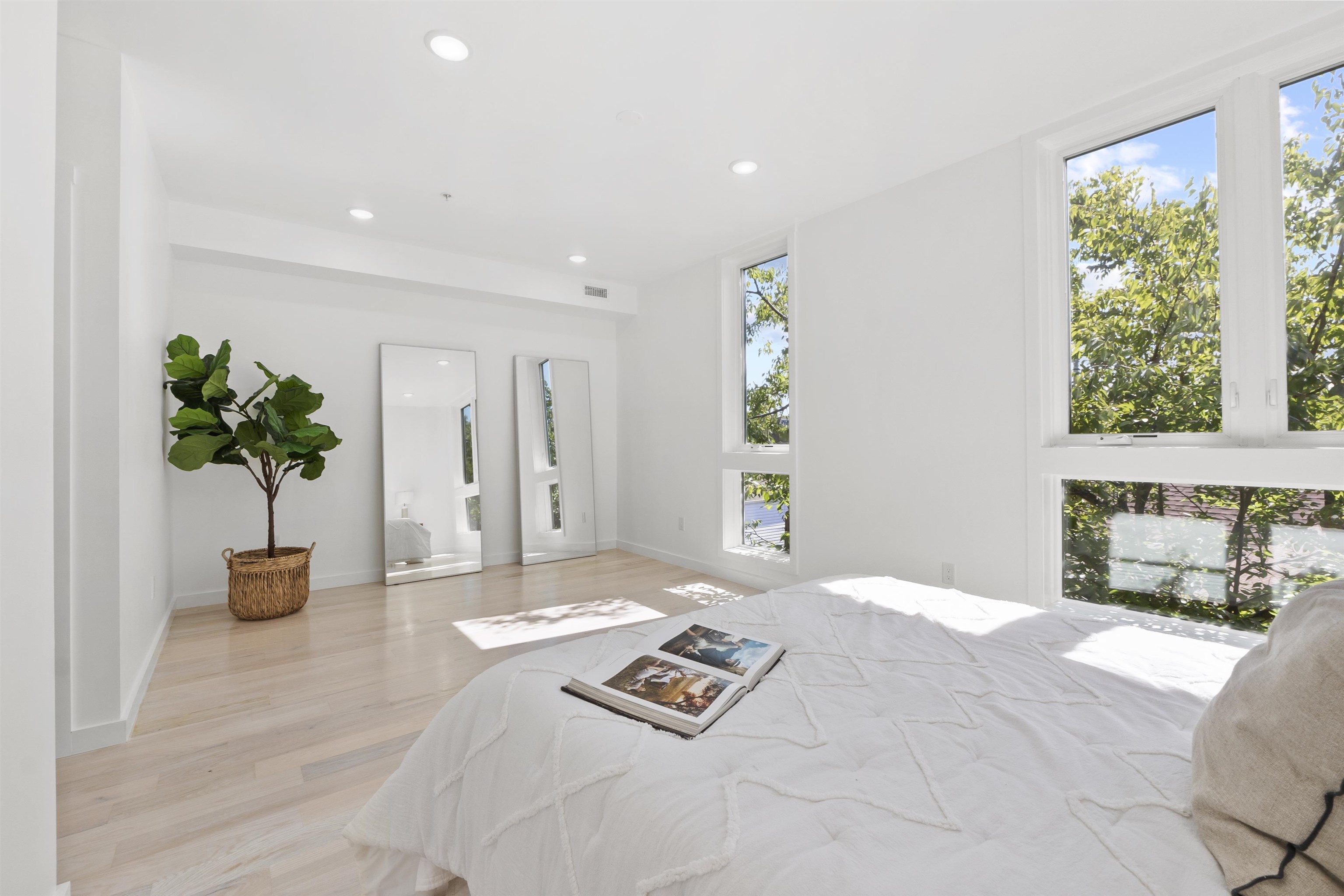 308 4TH ST Unit: Townhouse #4