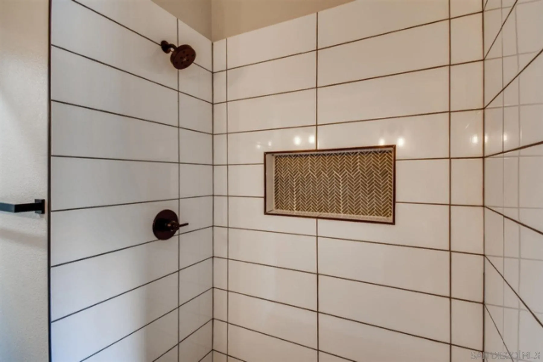 13801 Pinkard Way Unit 7