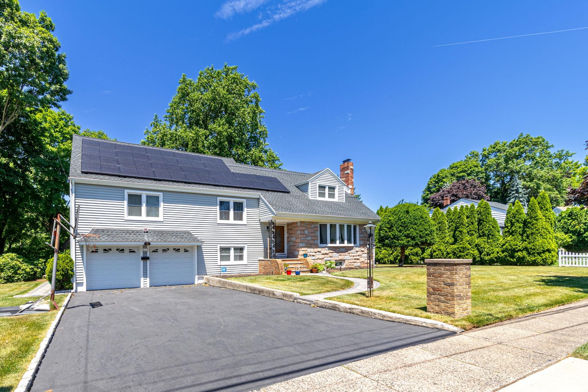 18 GOULD TERRACE