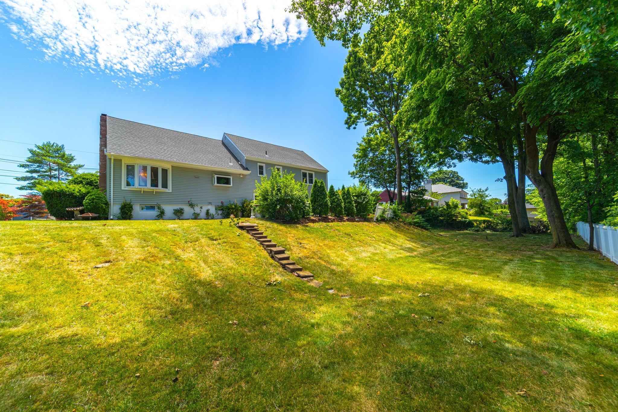 18 GOULD TERRACE