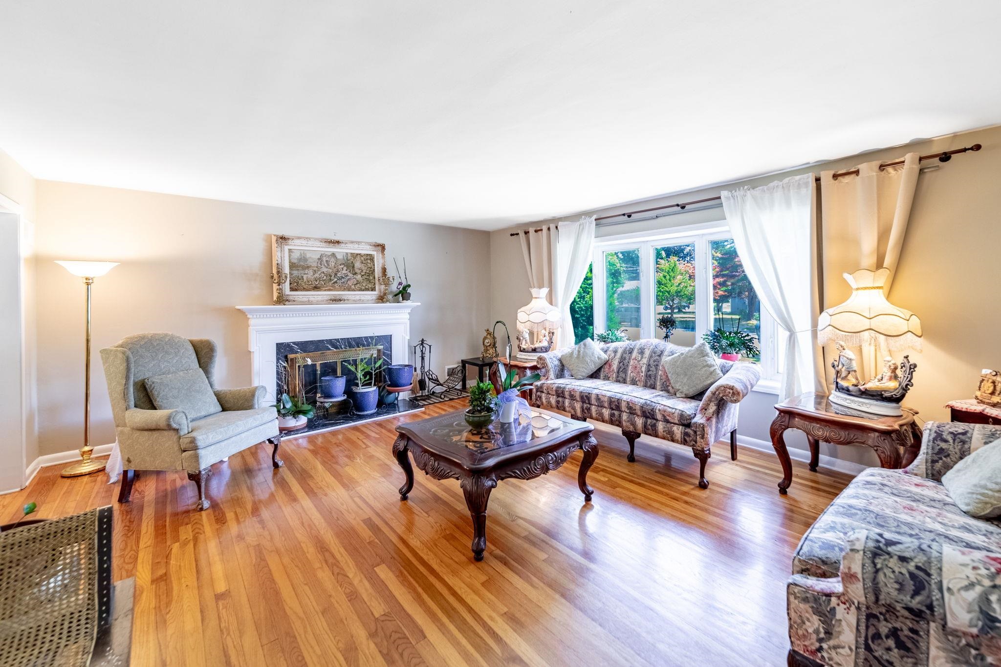 18 GOULD TERRACE