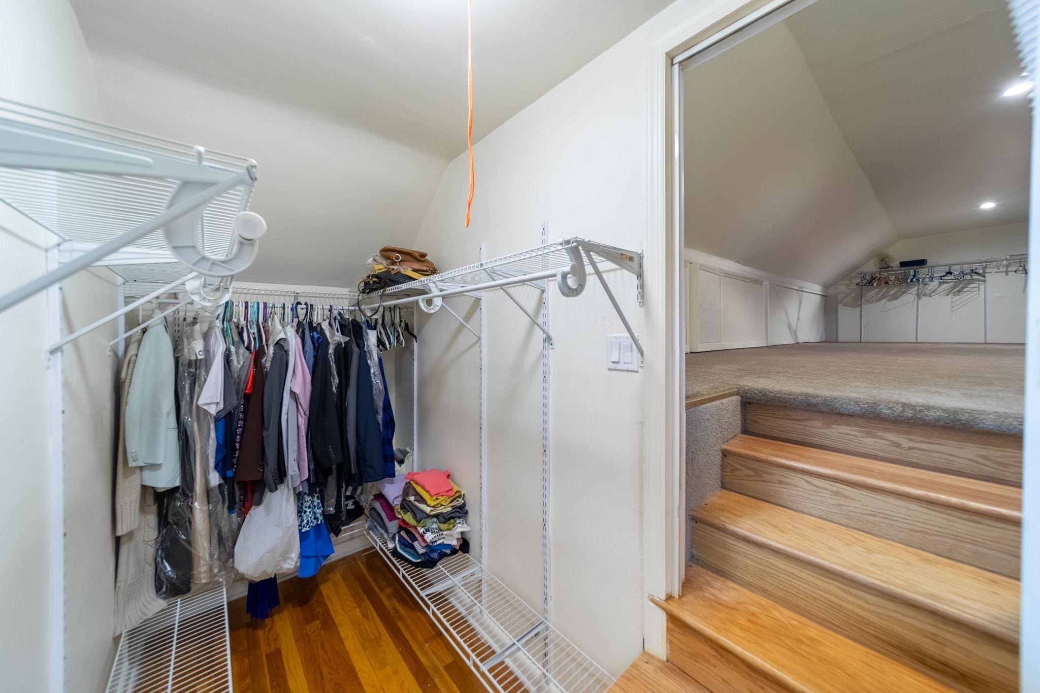 18 GOULD TERRACE