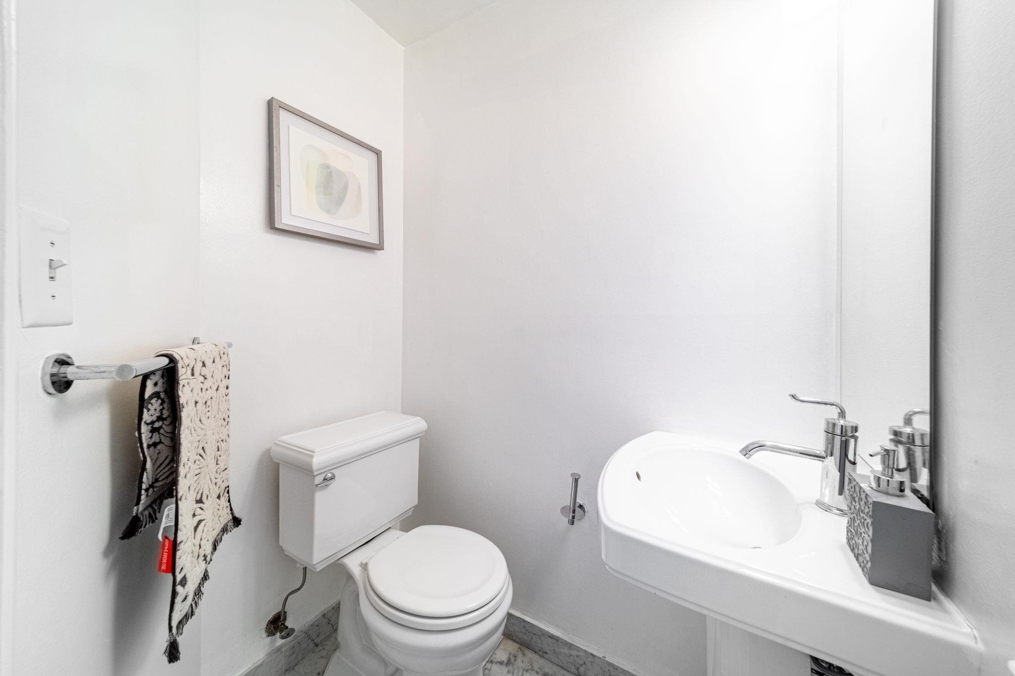 158 WAYNE ST Unit: 107A
