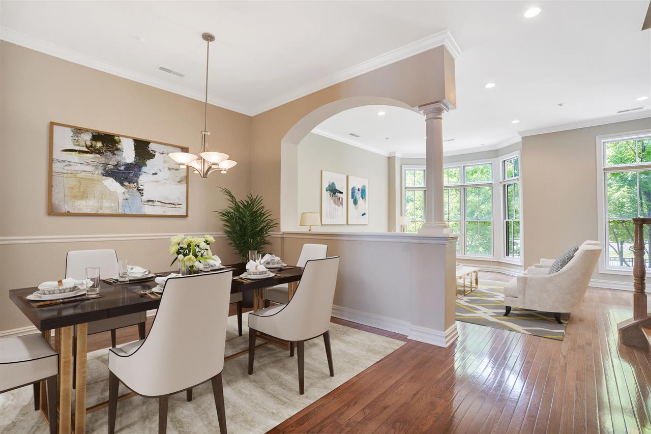 13 REGENCY PL